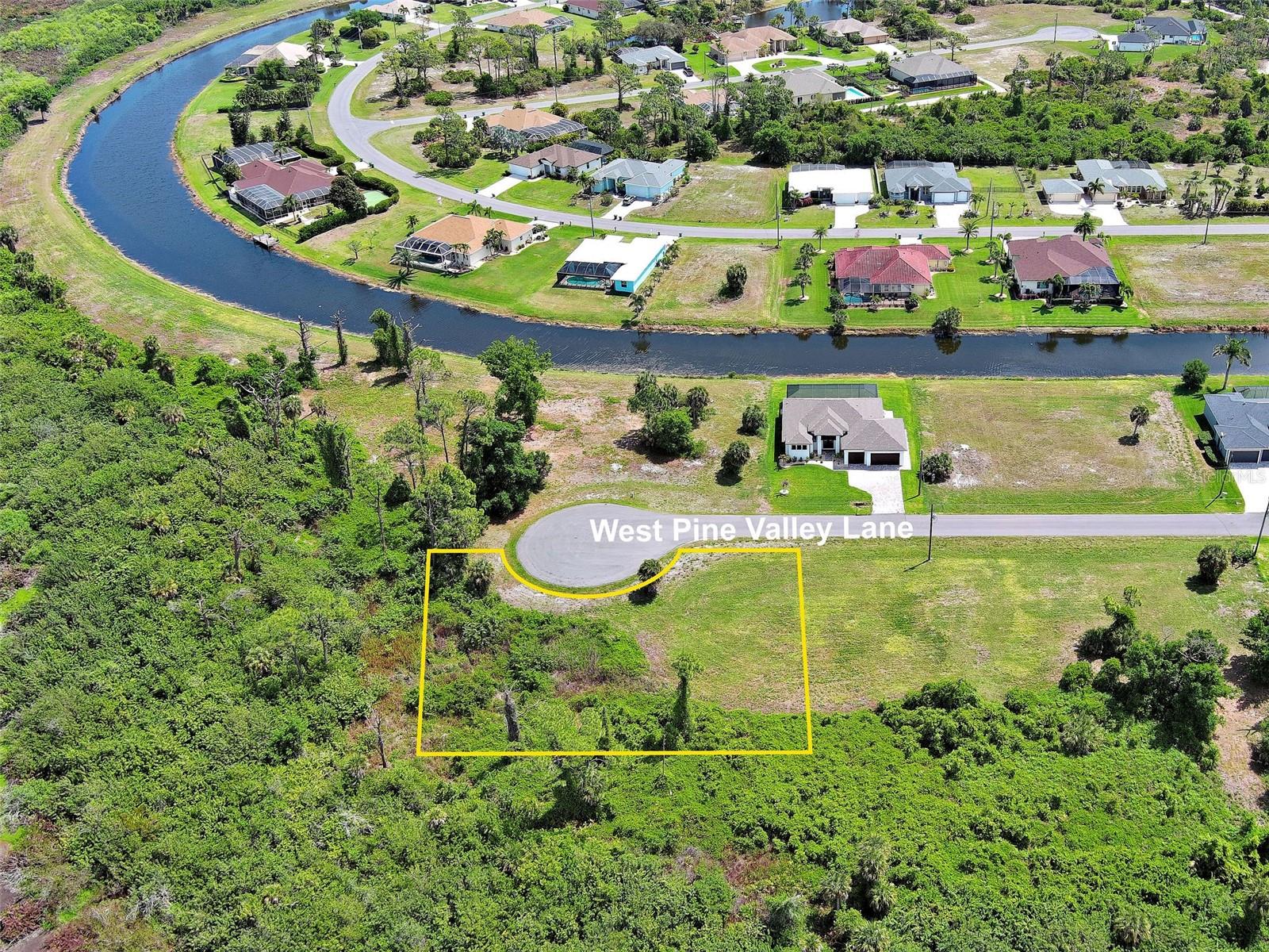 171 W PINE VALLEY LN, ROTONDA WEST, FL, 33947