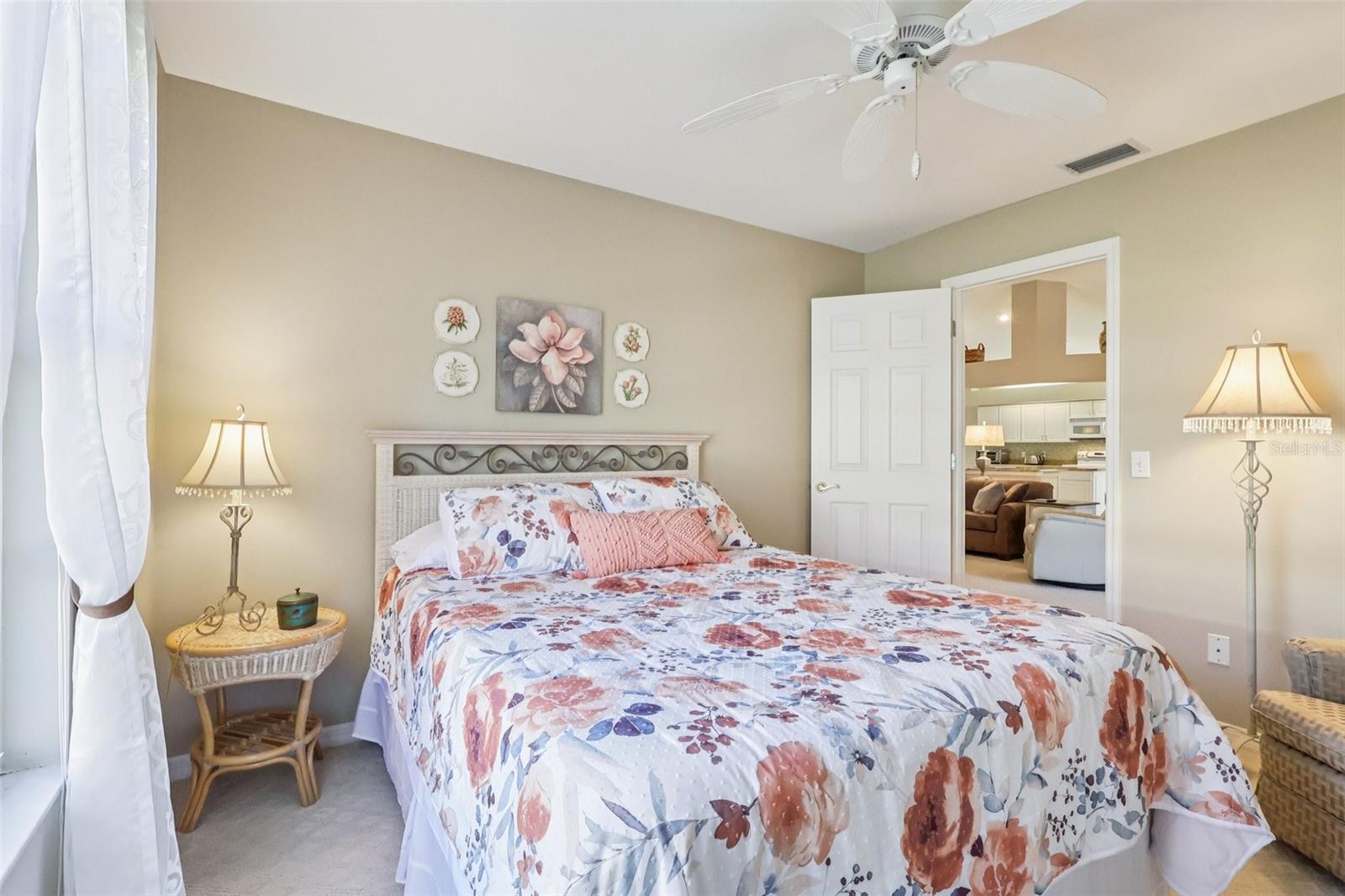 587 JUNIPER WAY, TAVARES, FL, 32778