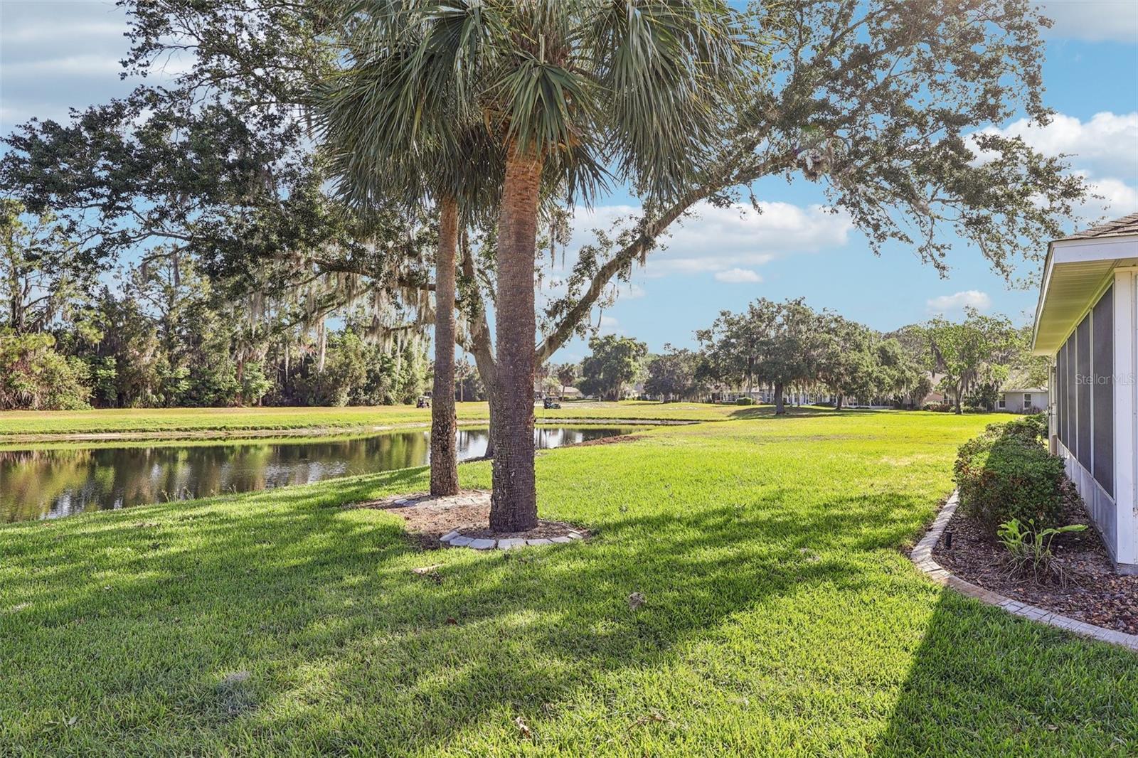 587 JUNIPER WAY, TAVARES, FL, 32778