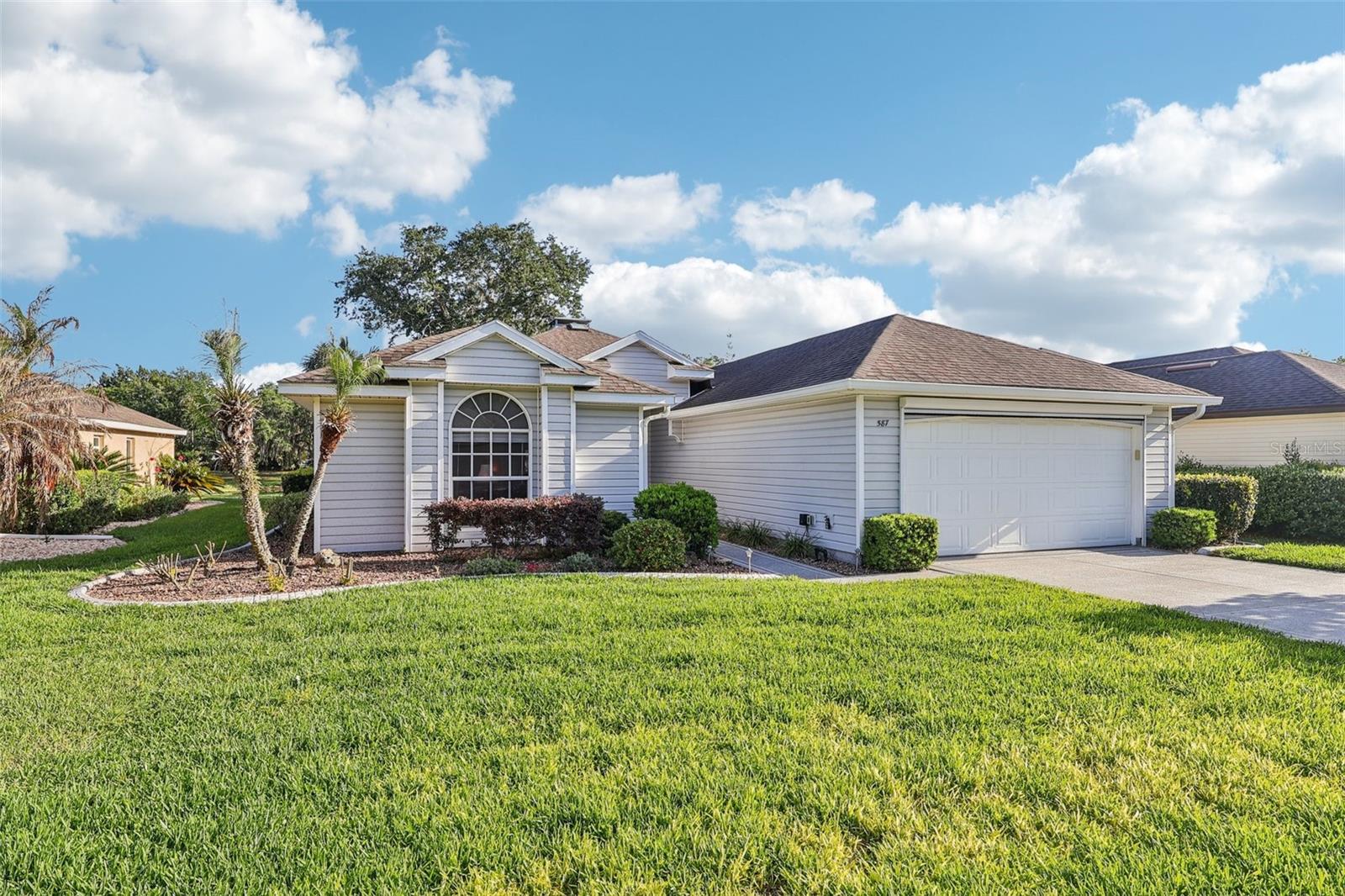 587 JUNIPER WAY, TAVARES, FL, 32778