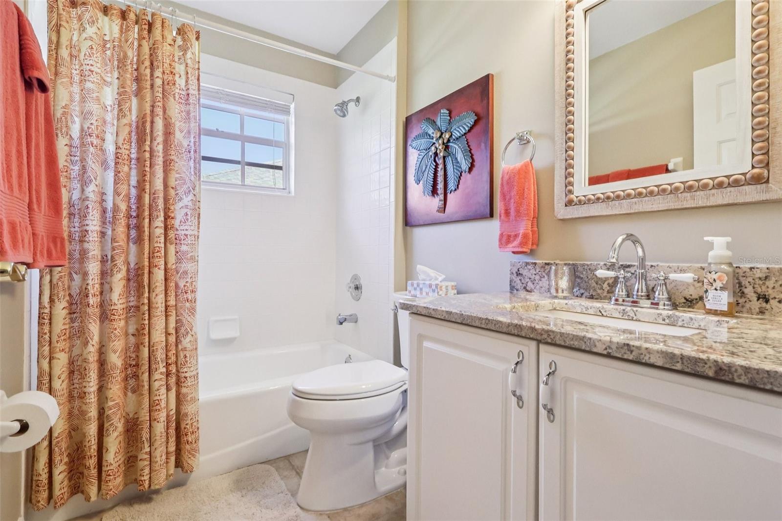 587 JUNIPER WAY, TAVARES, FL, 32778