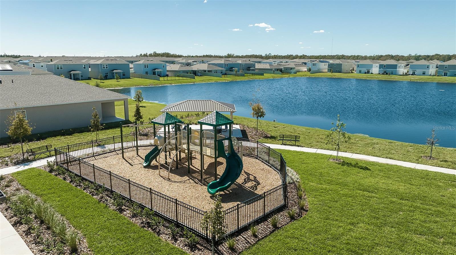 200 STREAMWATER WAY, GROVELAND, FL, 34736
