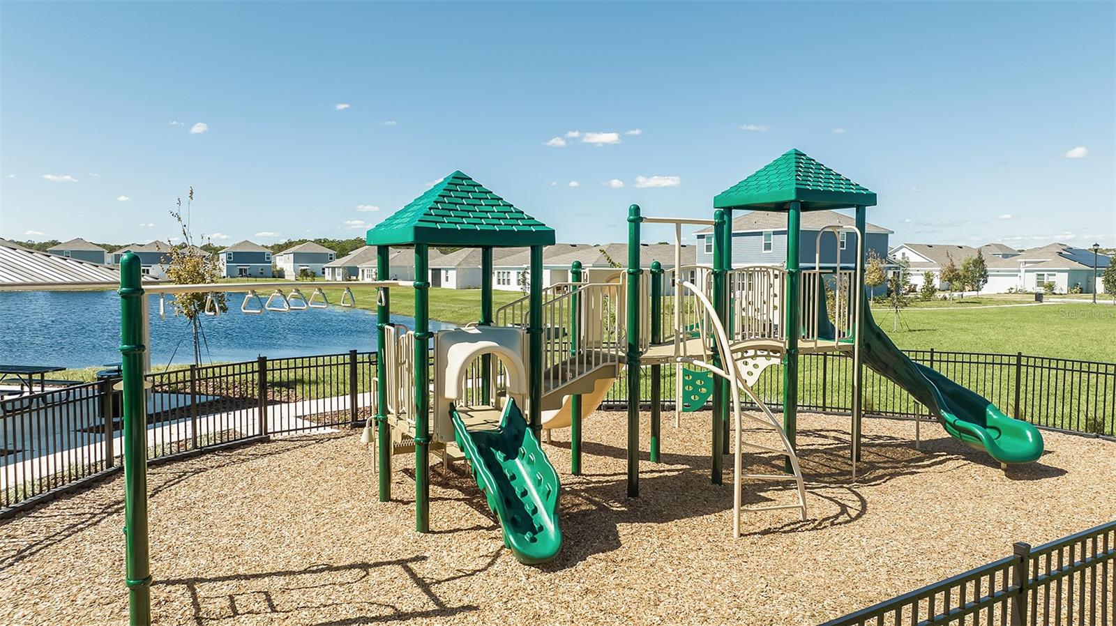 200 STREAMWATER WAY, GROVELAND, FL, 34736