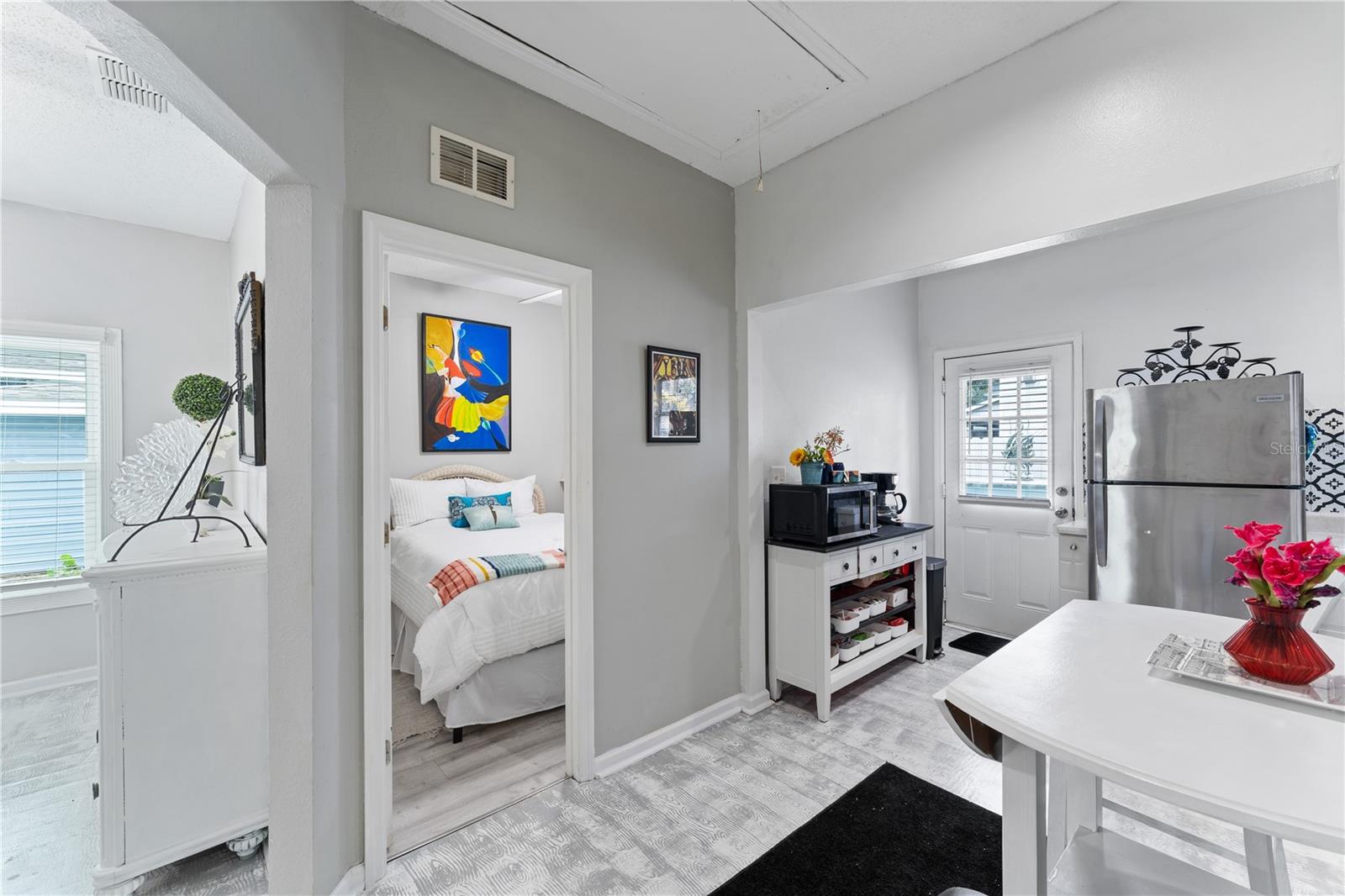 914 N 8TH ST N #1, ST PETERSBURG, FL, 33701