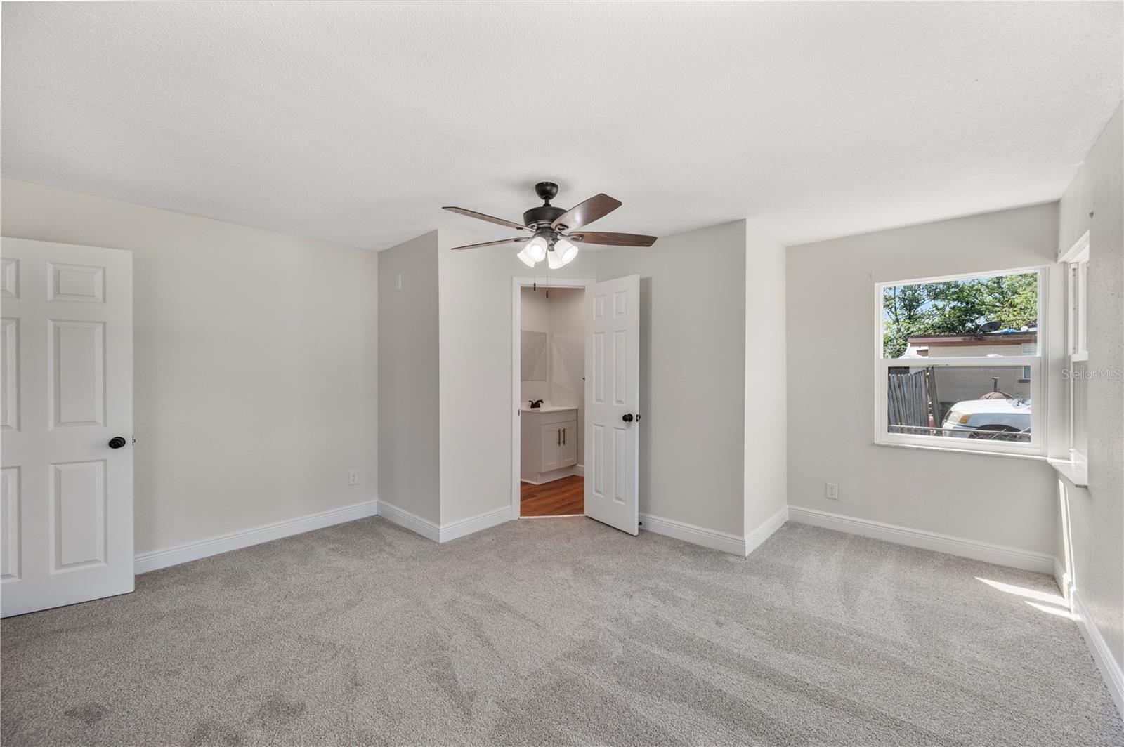 1215 EL CAMINO RD, LAKELAND, FL, 33805