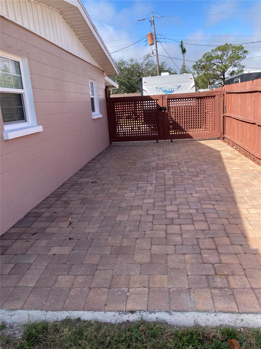 130 59TH ST W, BRADENTON, FL, 34209