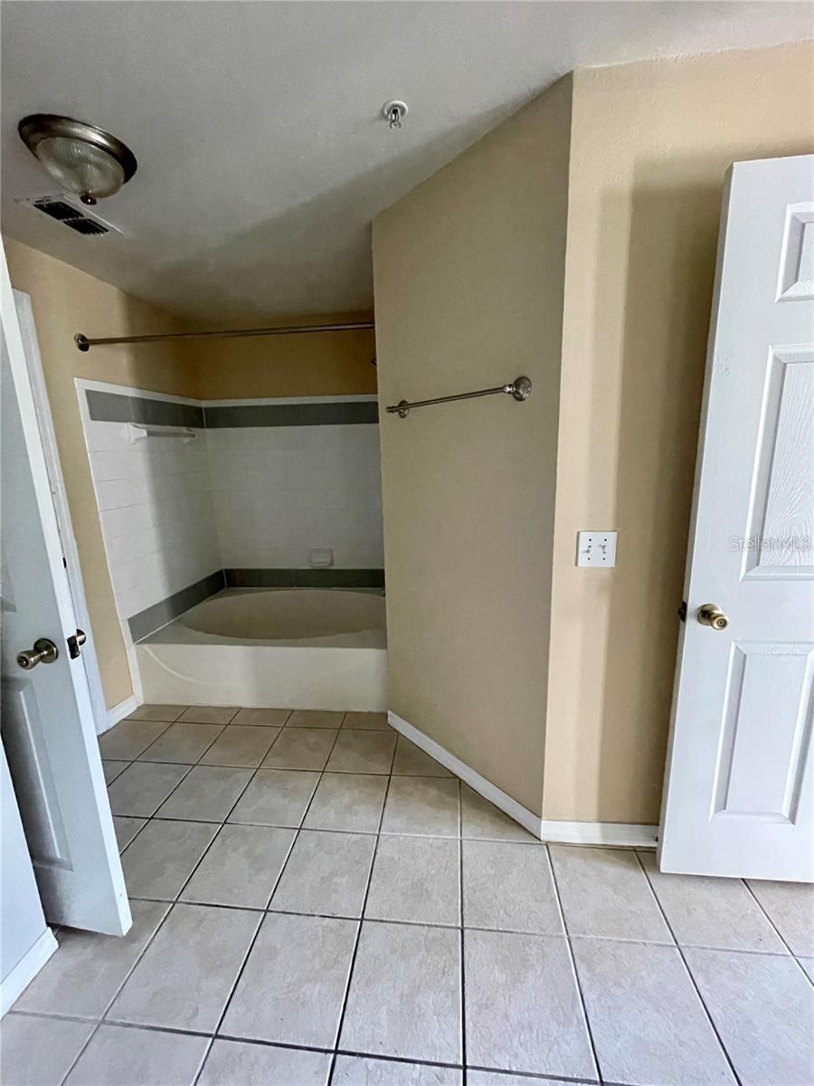 6412 QUEENS BOROUGH AVE #213, ORLANDO, FL, 32835