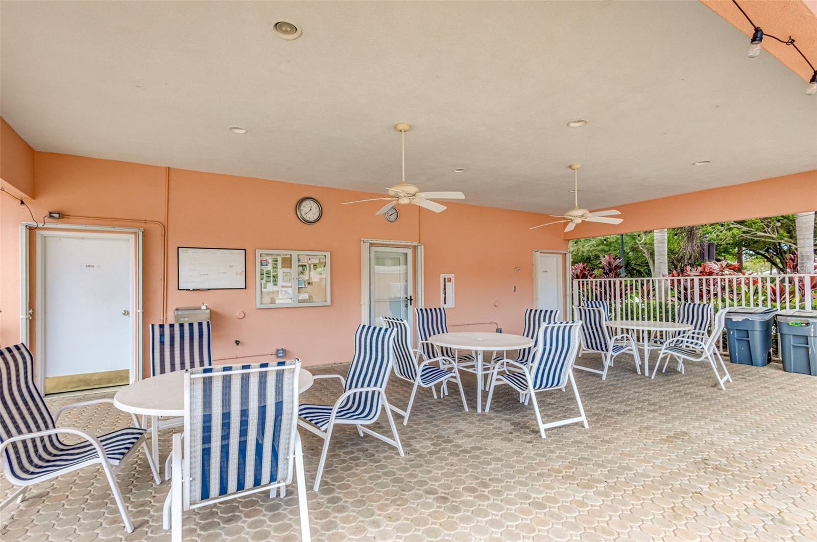 4047 GROVE POINT RD, PALM BEACH GARDENS, FL, 33410