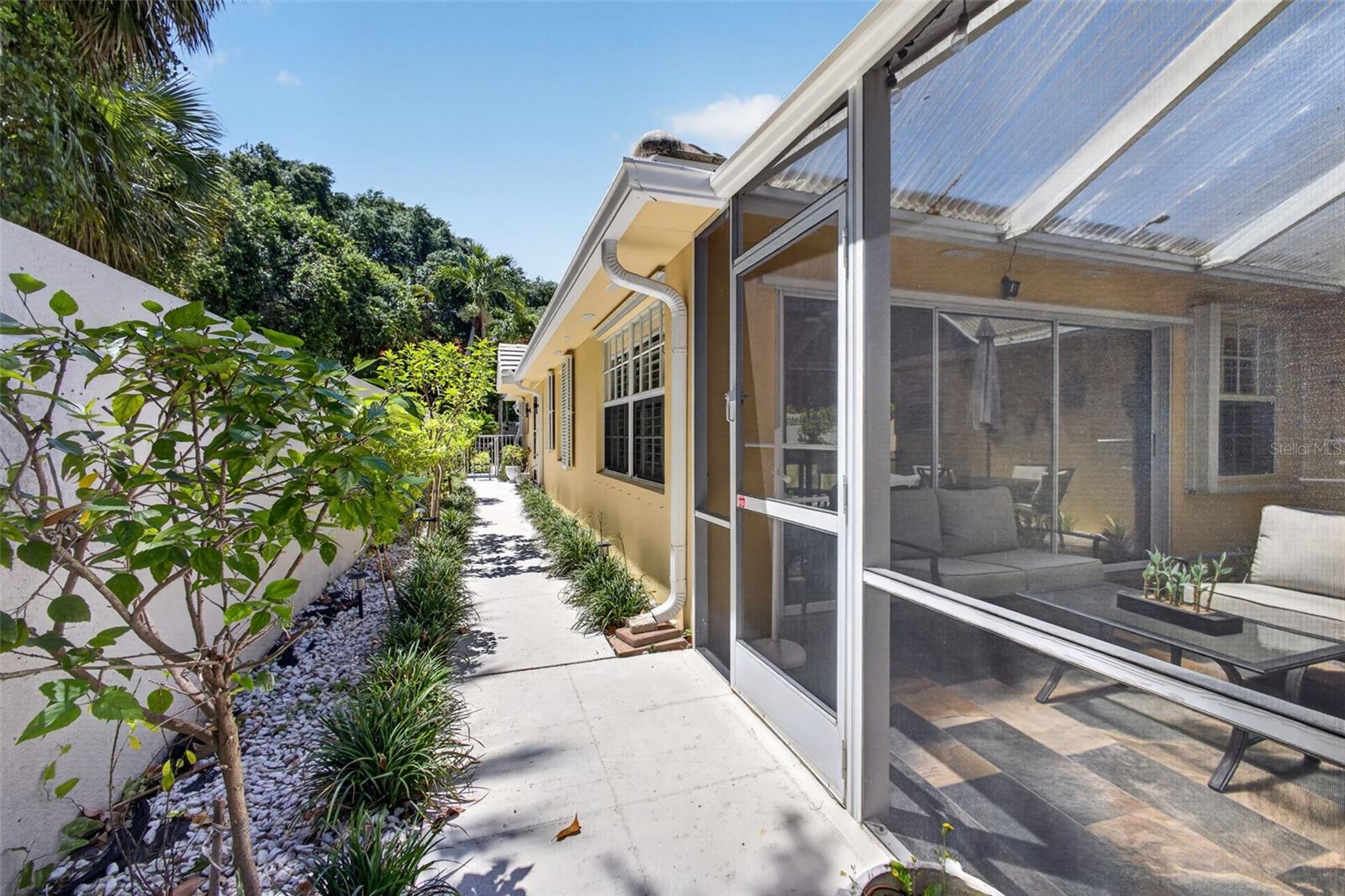 4047 GROVE POINT RD, PALM BEACH GARDENS, FL, 33410