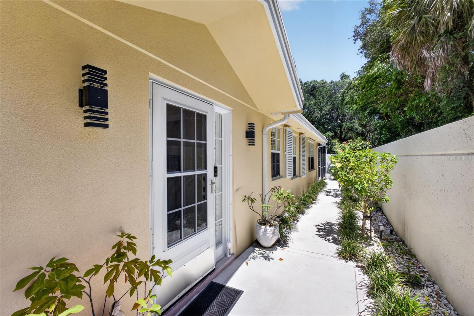 4047 GROVE POINT RD, PALM BEACH GARDENS, FL, 33410
