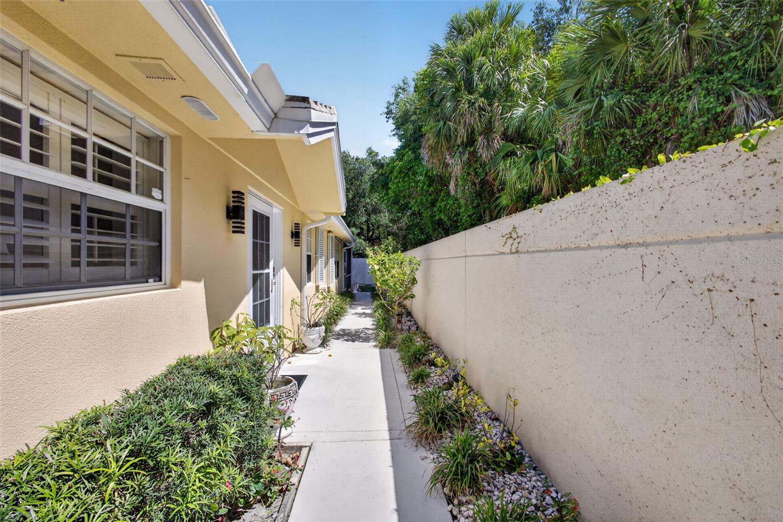4047 GROVE POINT RD, PALM BEACH GARDENS, FL, 33410