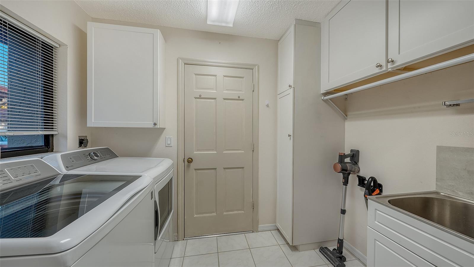7363 OAK MOSS DR #33, SARASOTA, FL, 34241