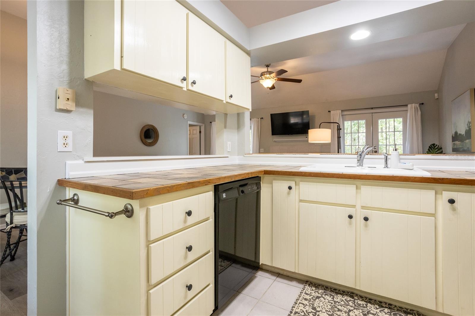 8432 SW 46 RD, GAINESVILLE, FL, 32608