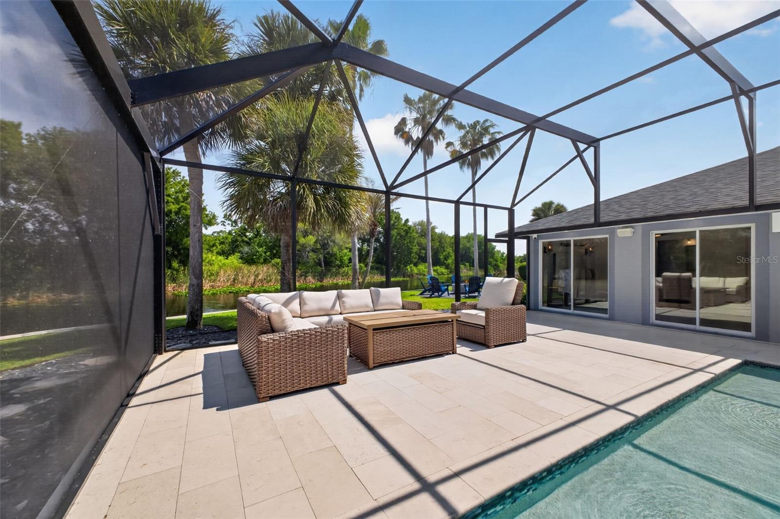 28828 BEAUCLAIRE DR, TAVARES, FL, 32778