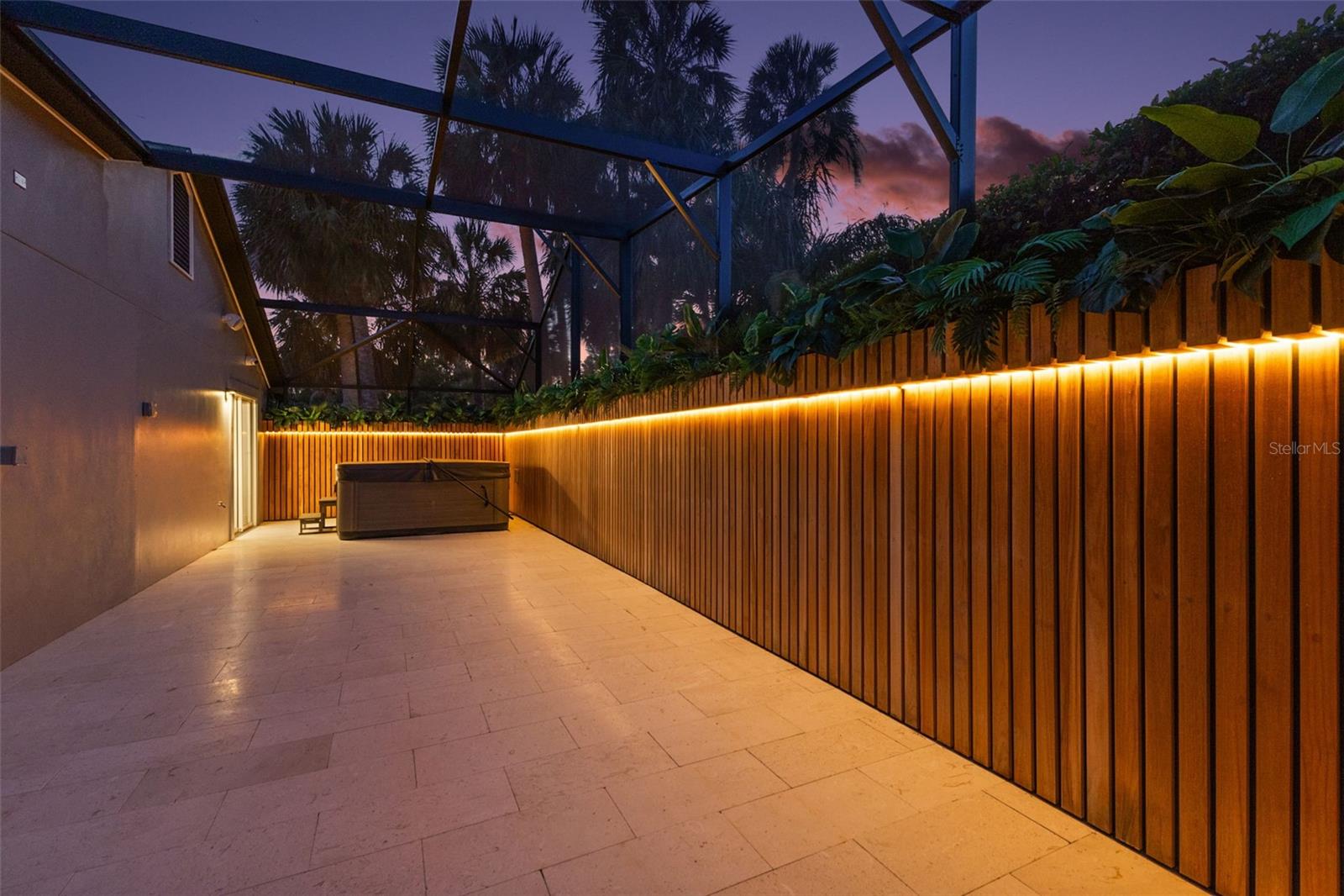 28828 BEAUCLAIRE DR, TAVARES, FL, 32778