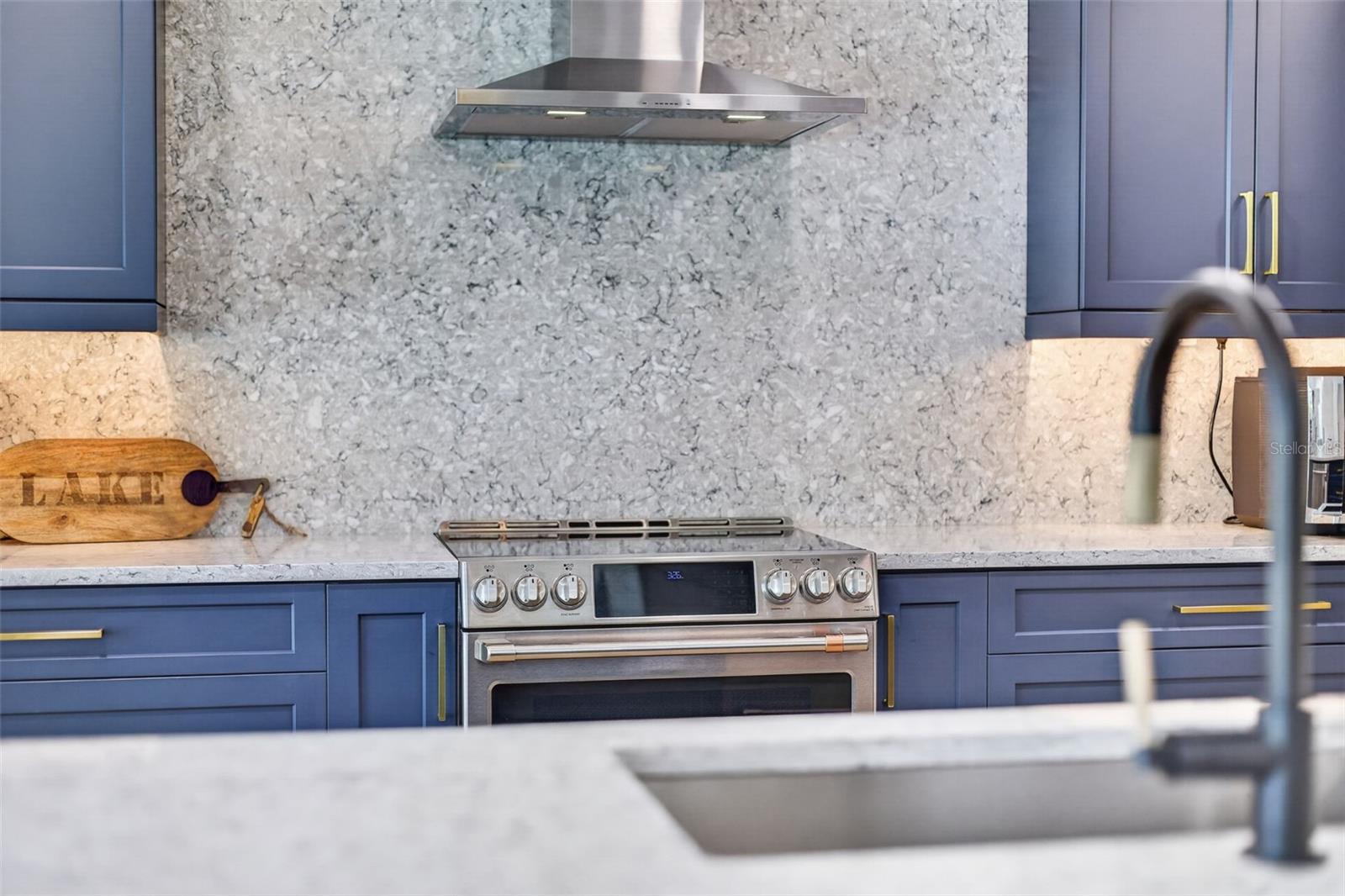 28828 BEAUCLAIRE DR, TAVARES, FL, 32778