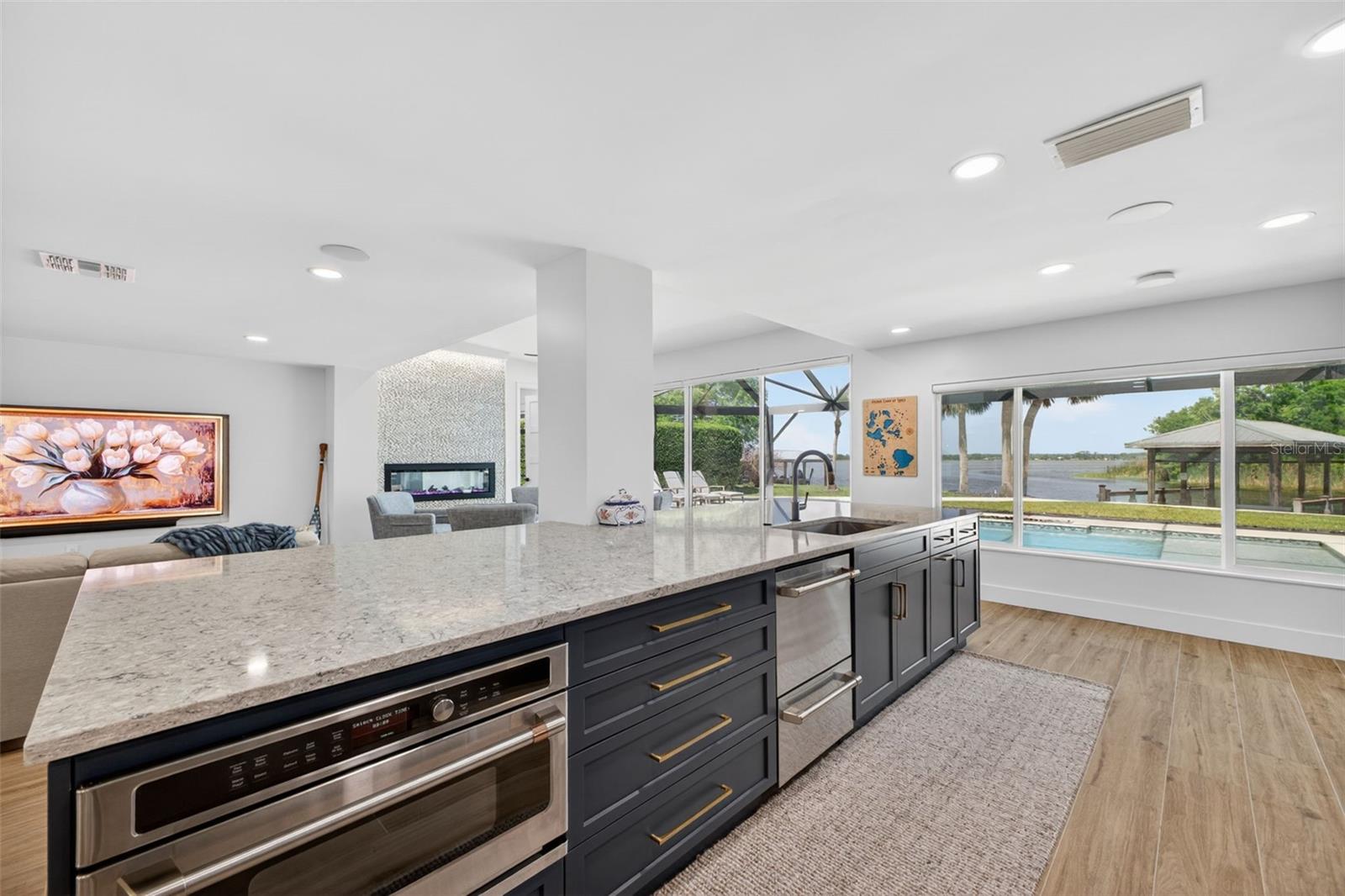 28828 BEAUCLAIRE DR, TAVARES, FL, 32778