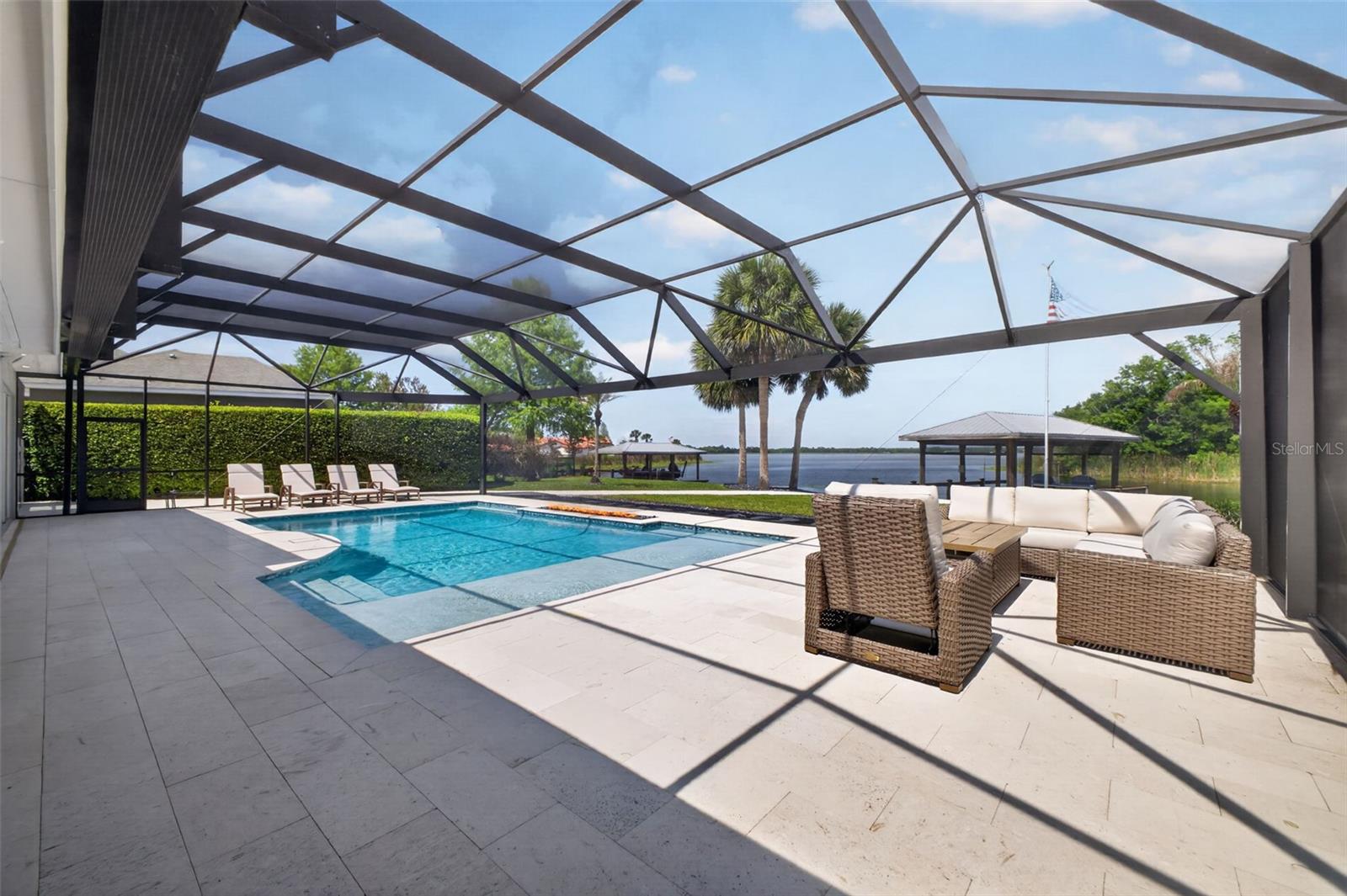 28828 BEAUCLAIRE DR, TAVARES, FL, 32778