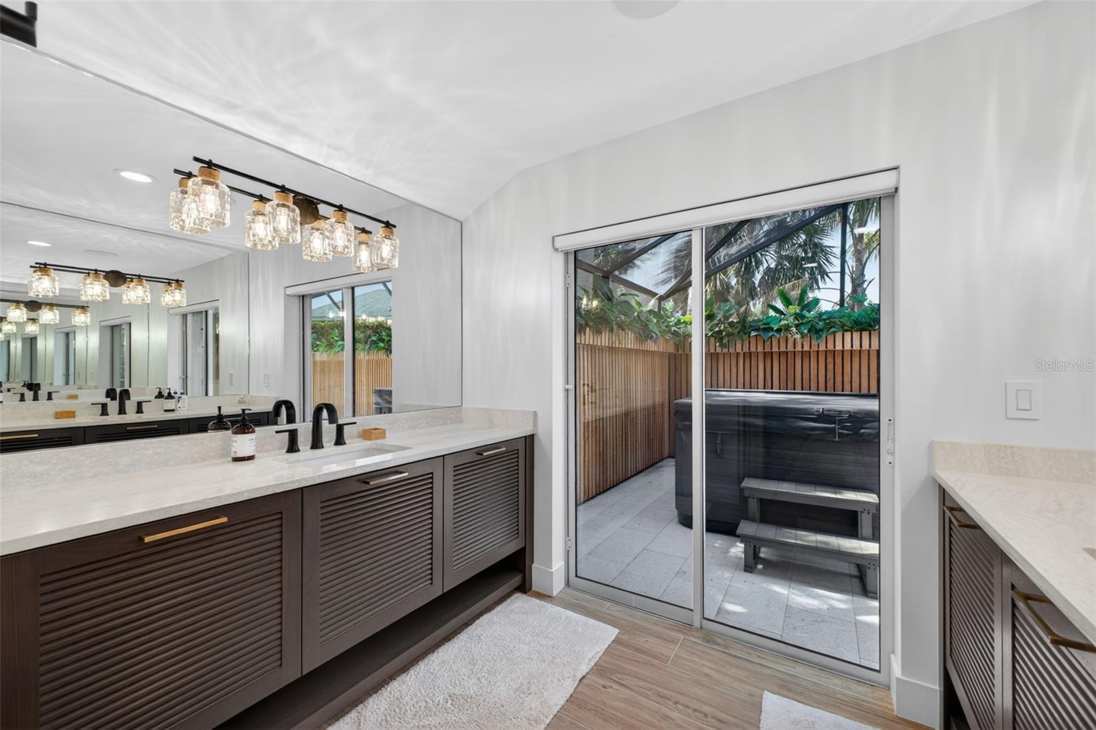 28828 BEAUCLAIRE DR, TAVARES, FL, 32778