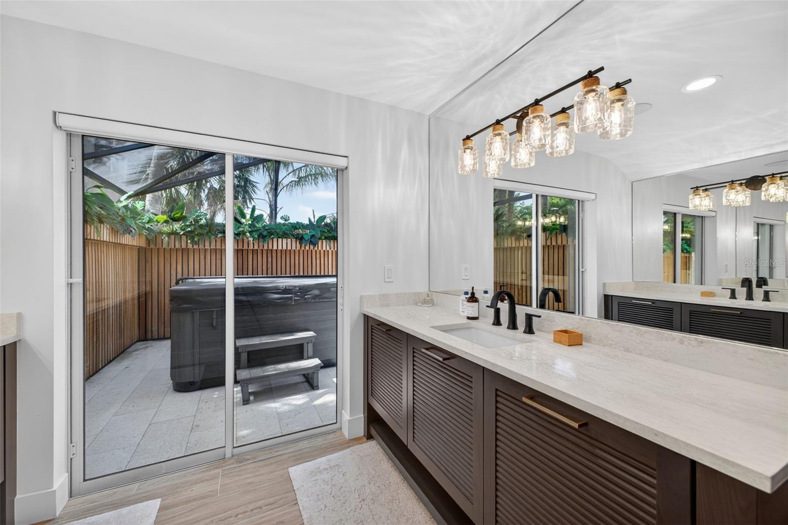 28828 BEAUCLAIRE DR, TAVARES, FL, 32778