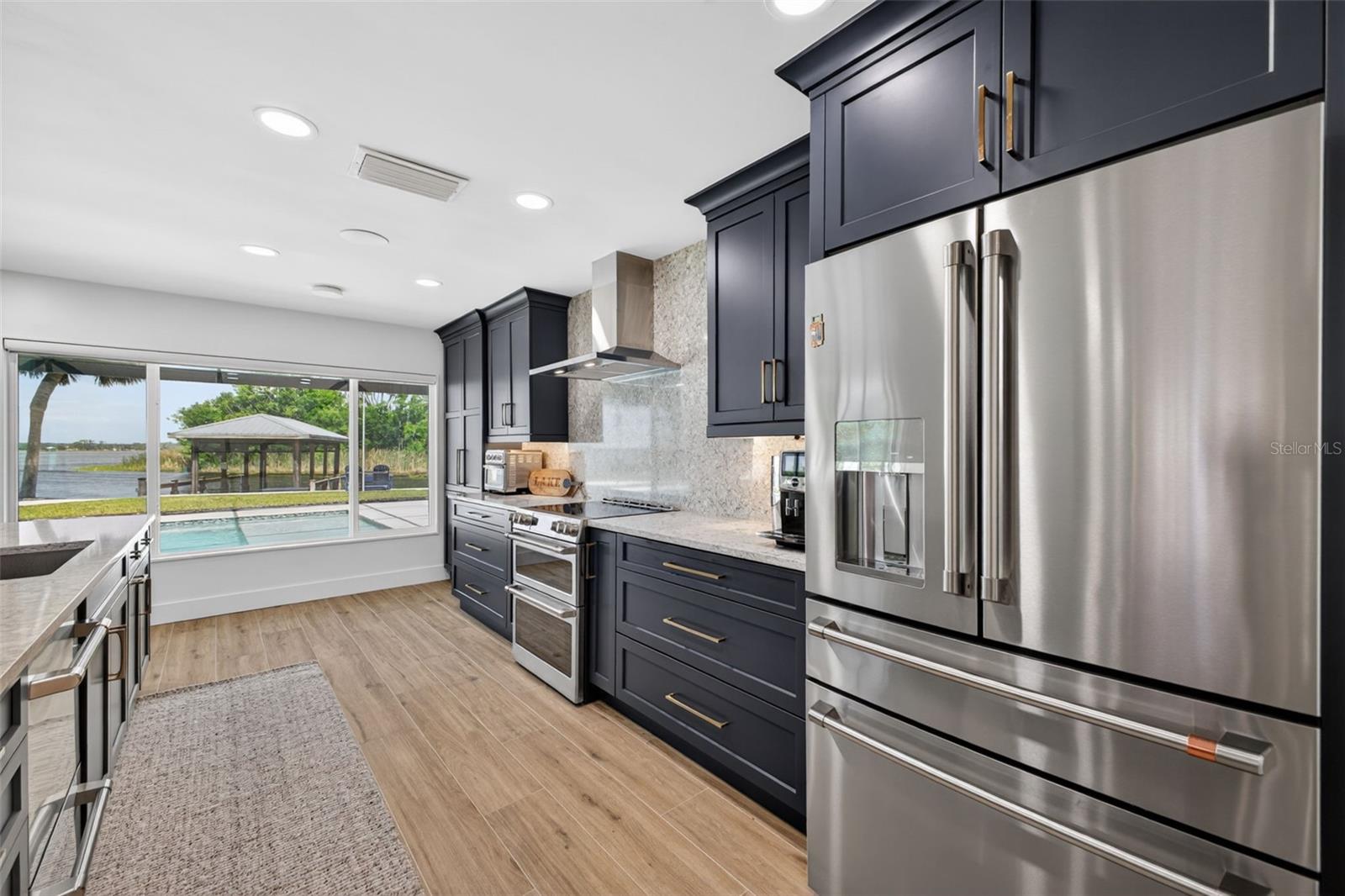 28828 BEAUCLAIRE DR, TAVARES, FL, 32778