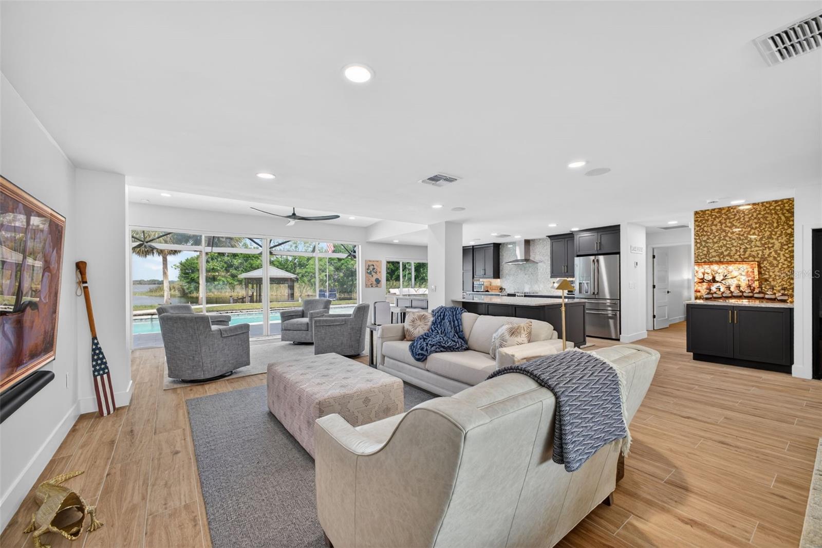 28828 BEAUCLAIRE DR, TAVARES, FL, 32778