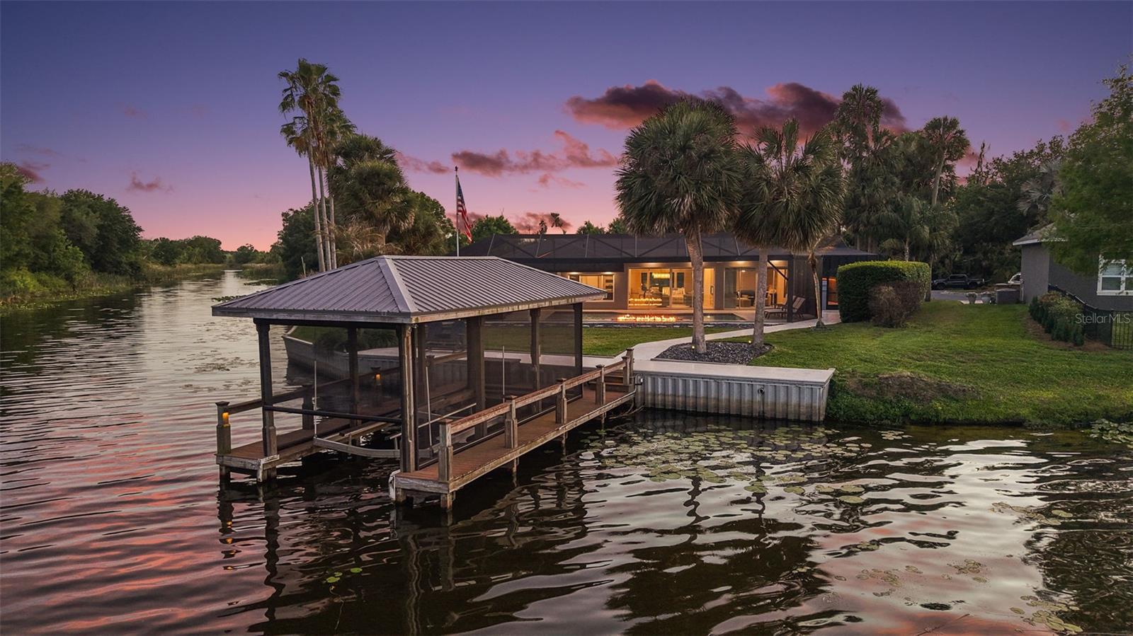 28828 BEAUCLAIRE DR, TAVARES, FL, 32778