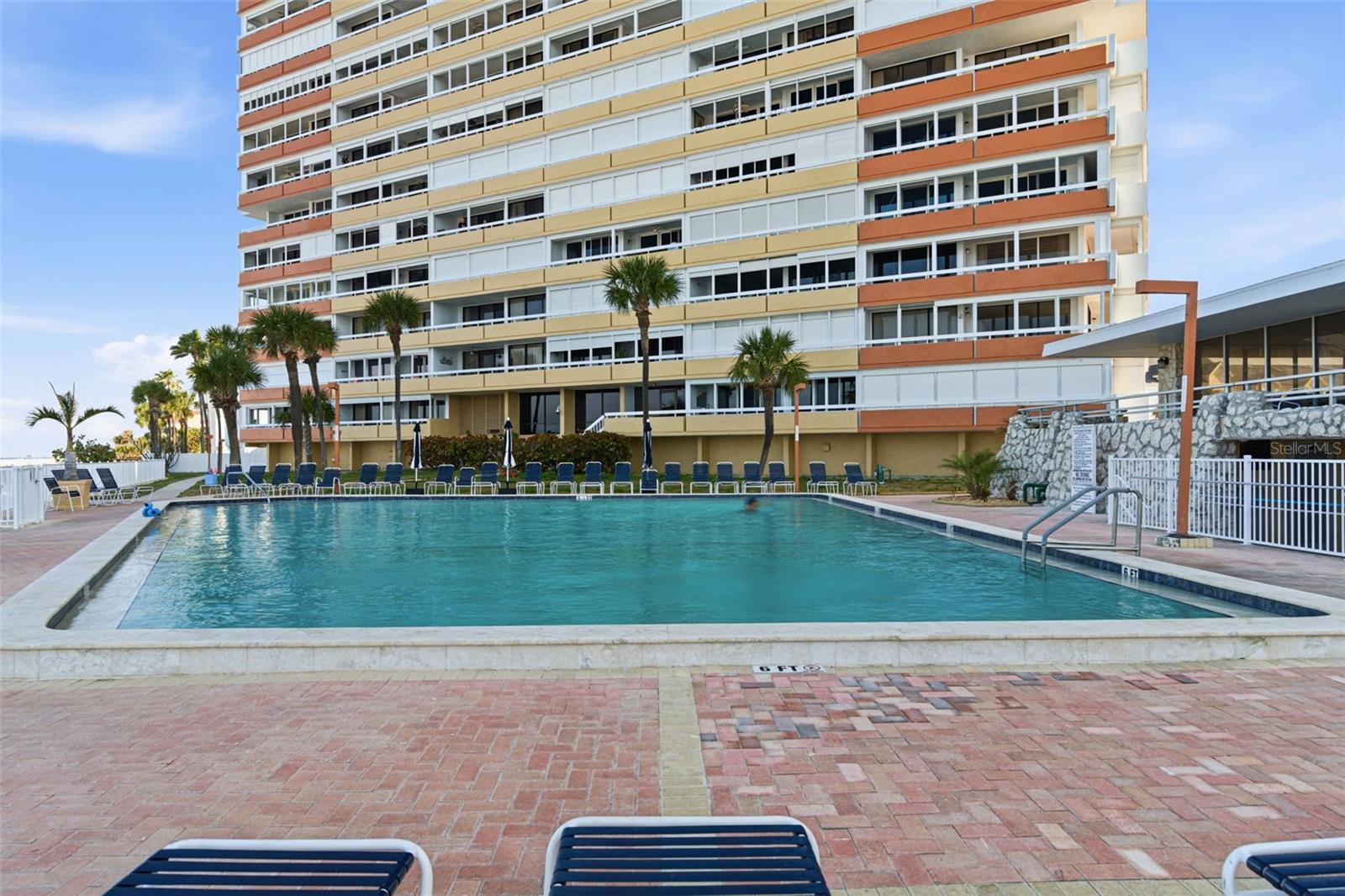 17920 GULF BLVD #1403, REDINGTON SHORES, FL, 33708