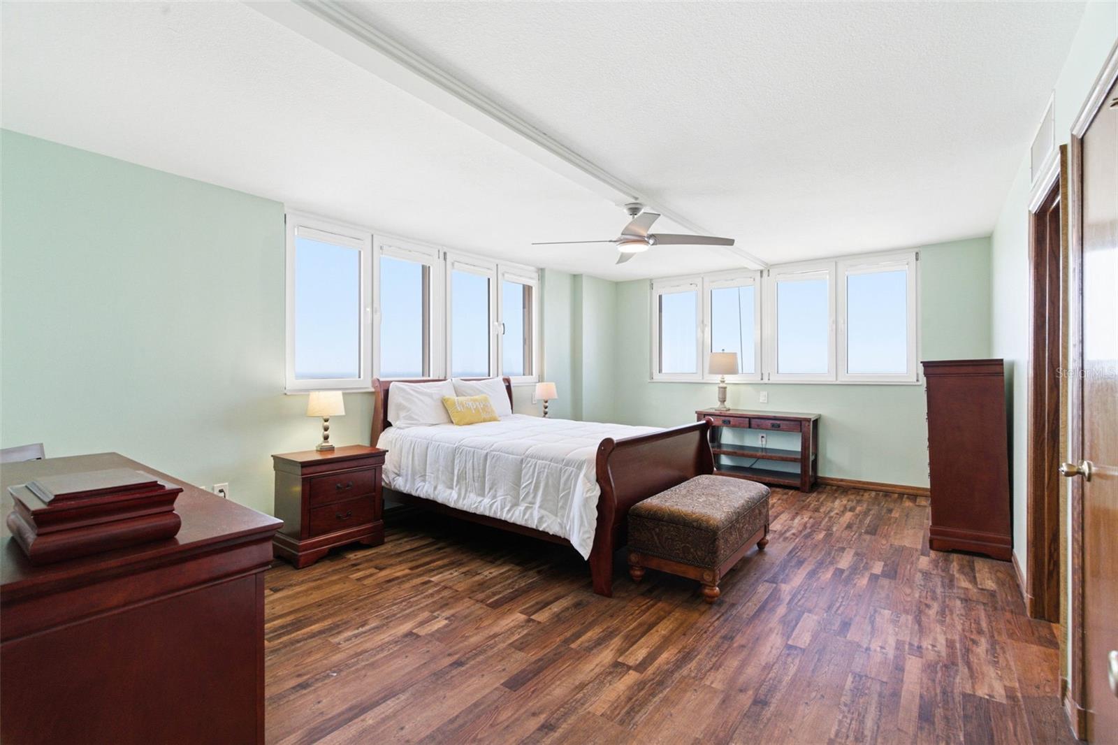 17920 GULF BLVD #1403, REDINGTON SHORES, FL, 33708