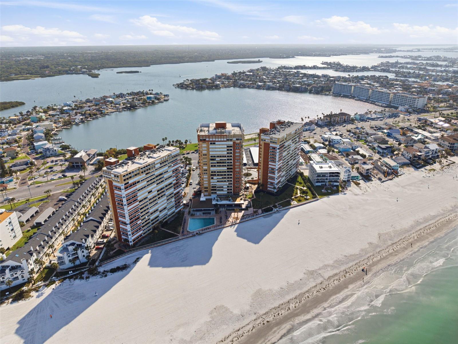 17920 GULF BLVD #1403, REDINGTON SHORES, FL, 33708