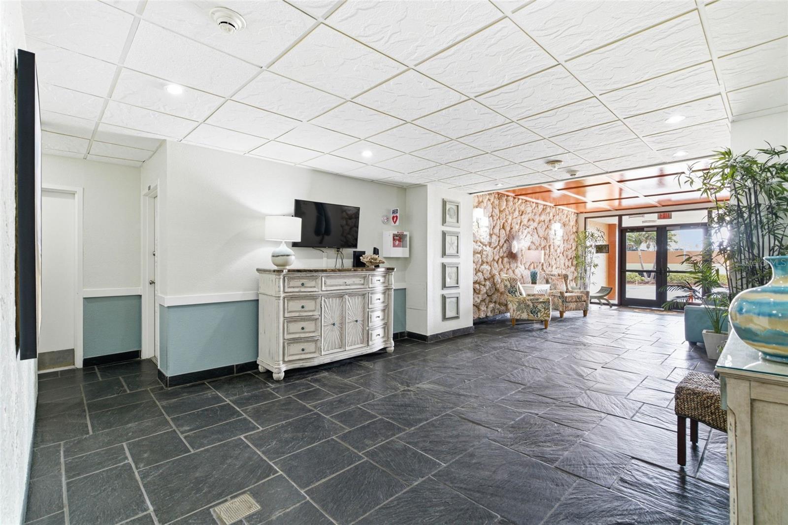 17920 GULF BLVD #1403, REDINGTON SHORES, FL, 33708