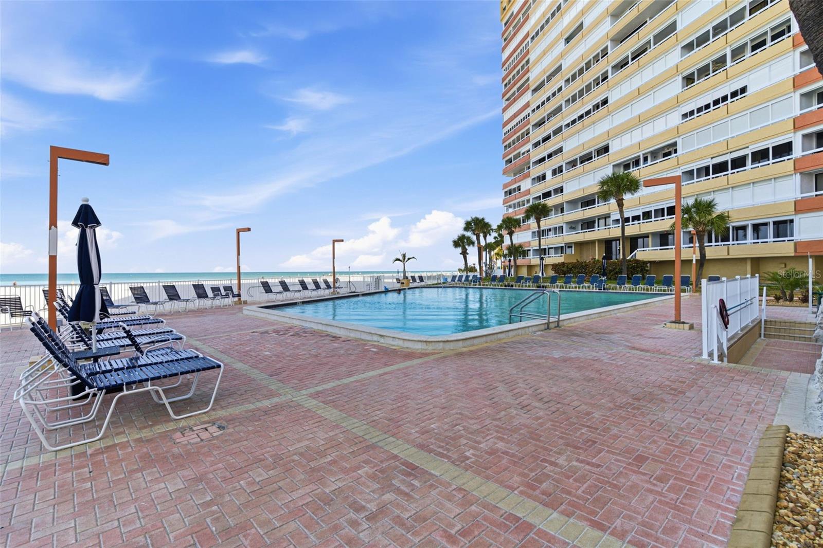 17920 GULF BLVD #1403, REDINGTON SHORES, FL, 33708
