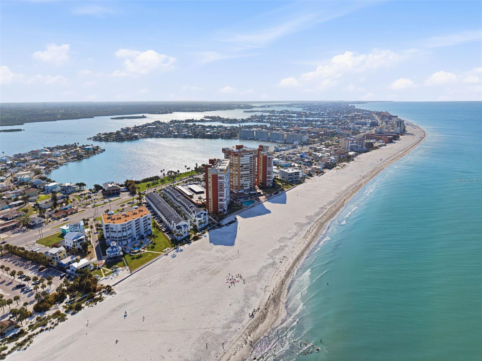 17920 GULF BLVD #1403, REDINGTON SHORES, FL, 33708