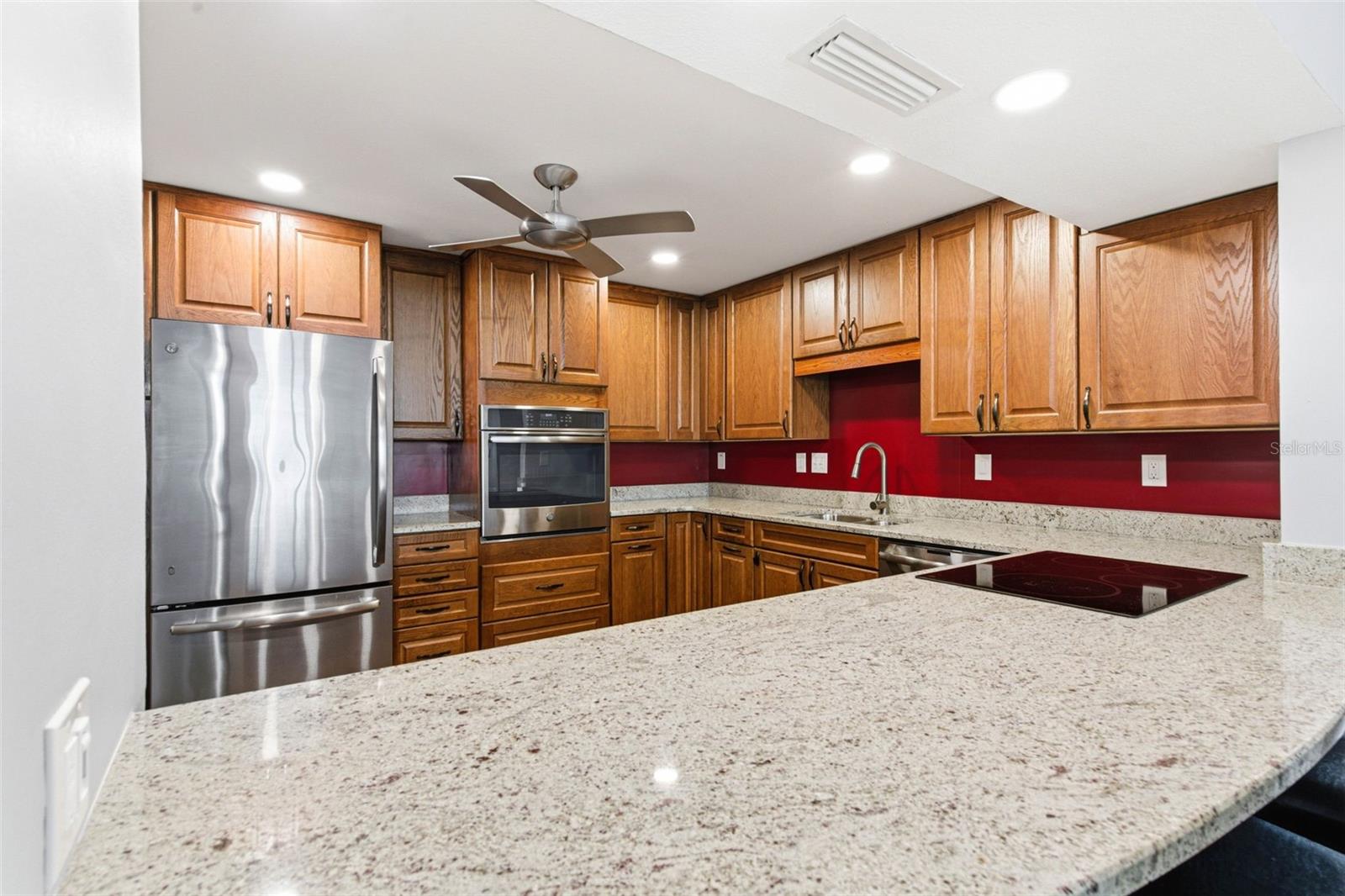 17920 GULF BLVD #1403, REDINGTON SHORES, FL, 33708