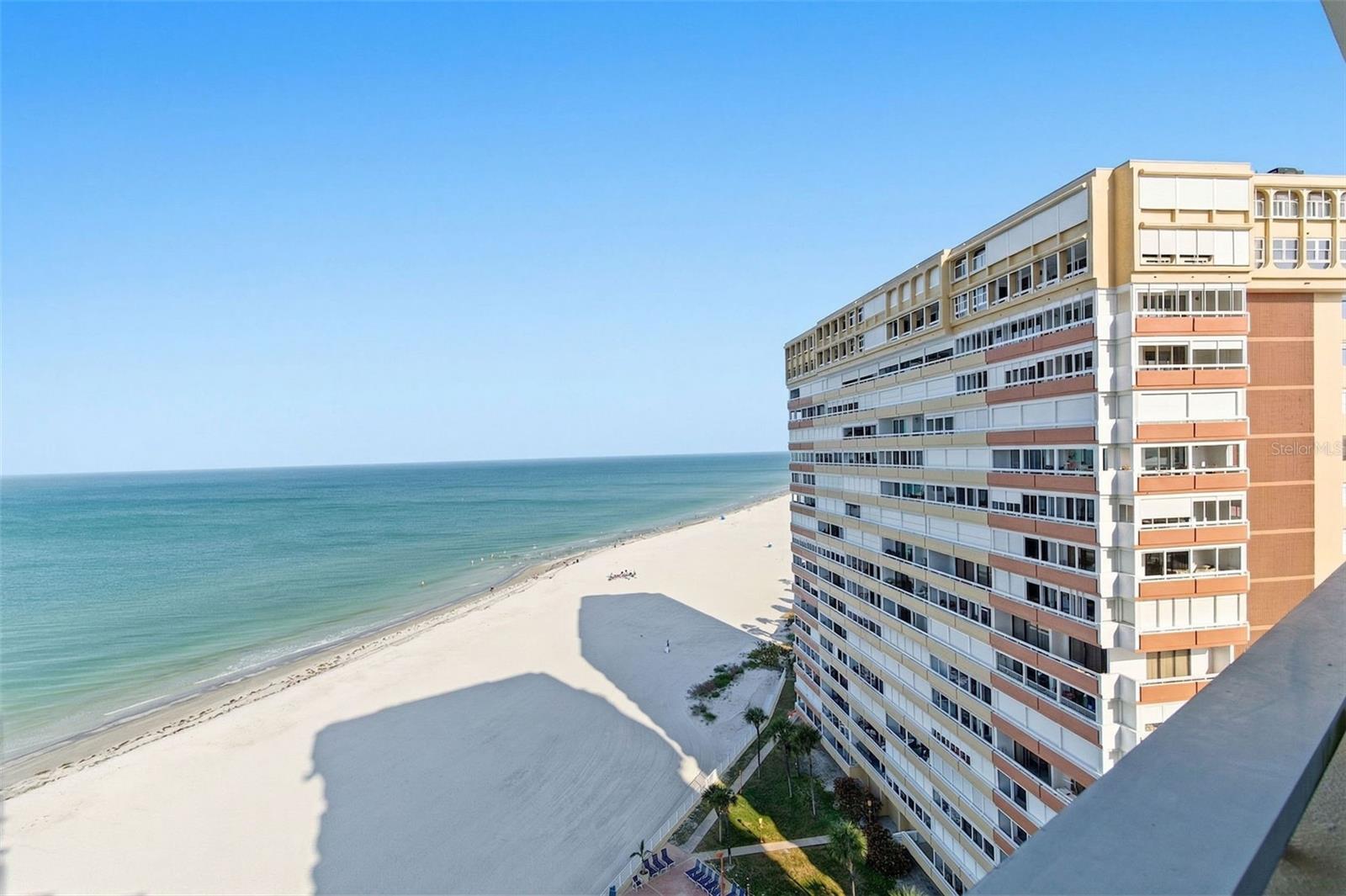 17920 GULF BLVD #1403, REDINGTON SHORES, FL, 33708