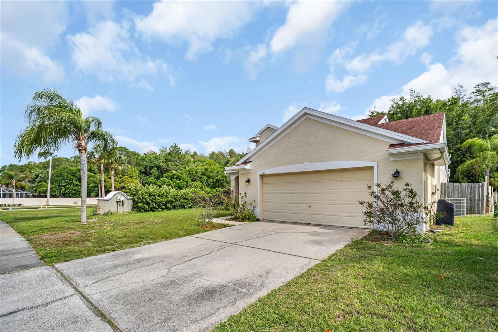 301 TAVERNIER DR, OLDSMAR, FL, 34677