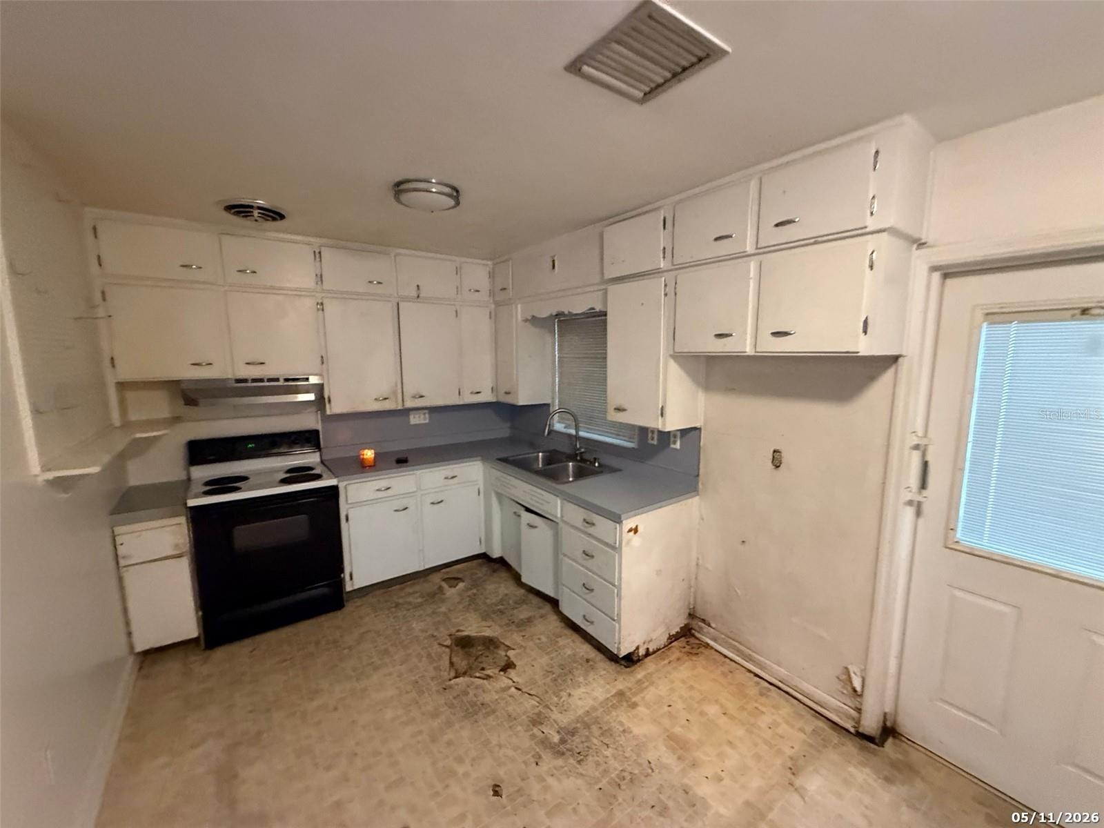 2715 DIXIE RD, LAKELAND, FL, 33801