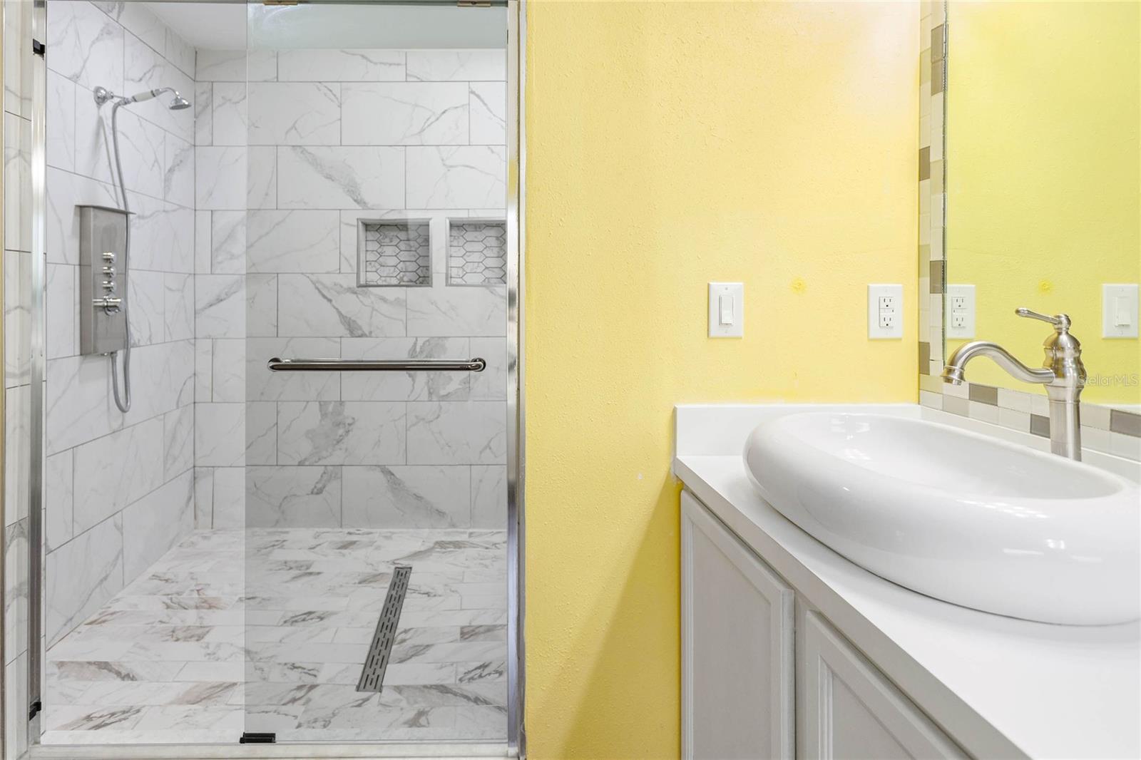 27012 SEA BREEZE WAY, WESLEY CHAPEL, FL, 33544