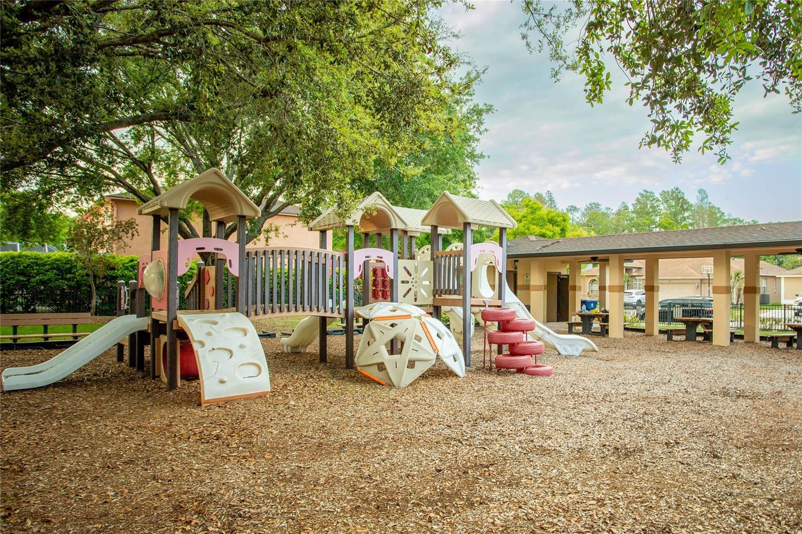 27012 SEA BREEZE WAY, WESLEY CHAPEL, FL, 33544