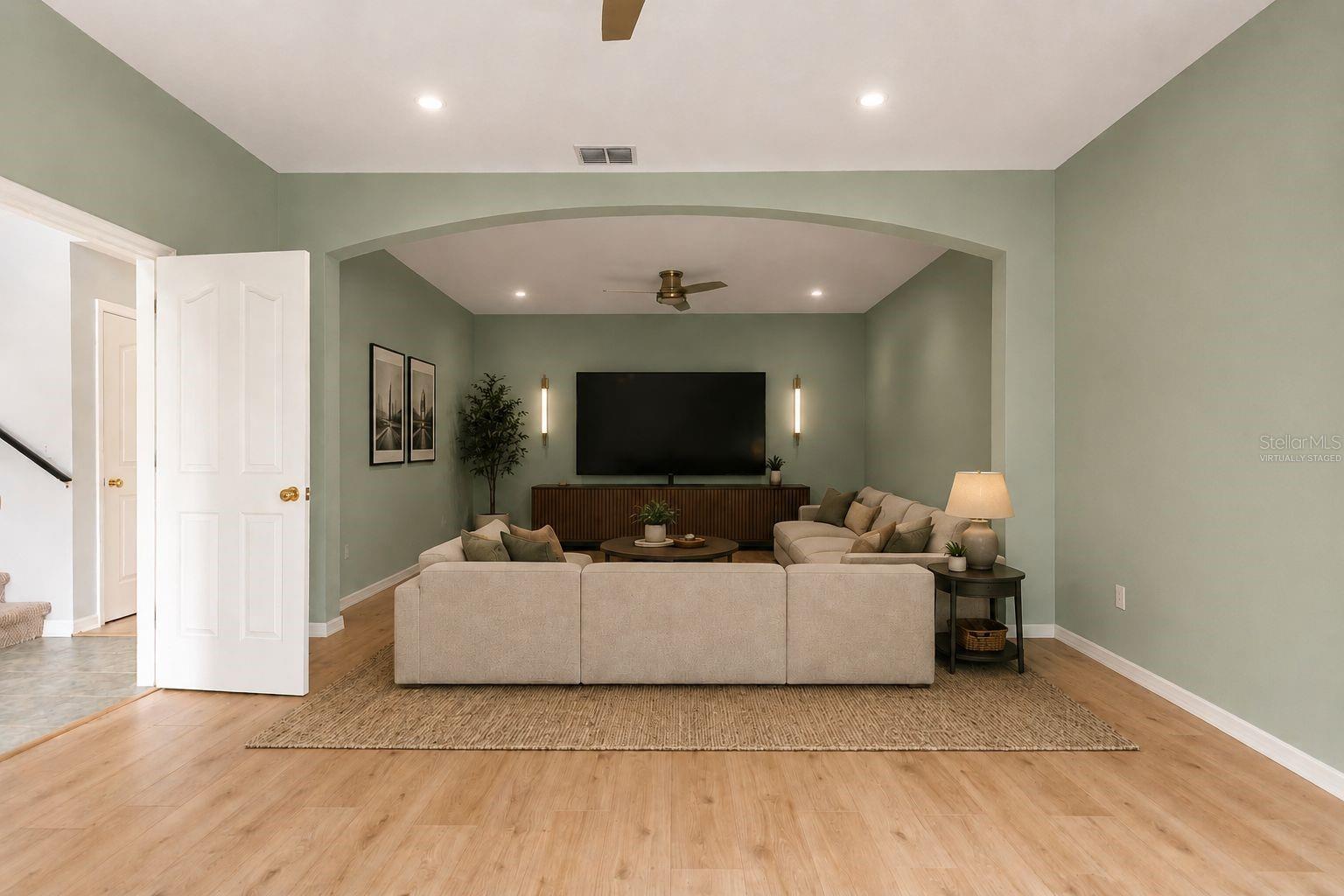 27012 SEA BREEZE WAY, WESLEY CHAPEL, FL, 33544