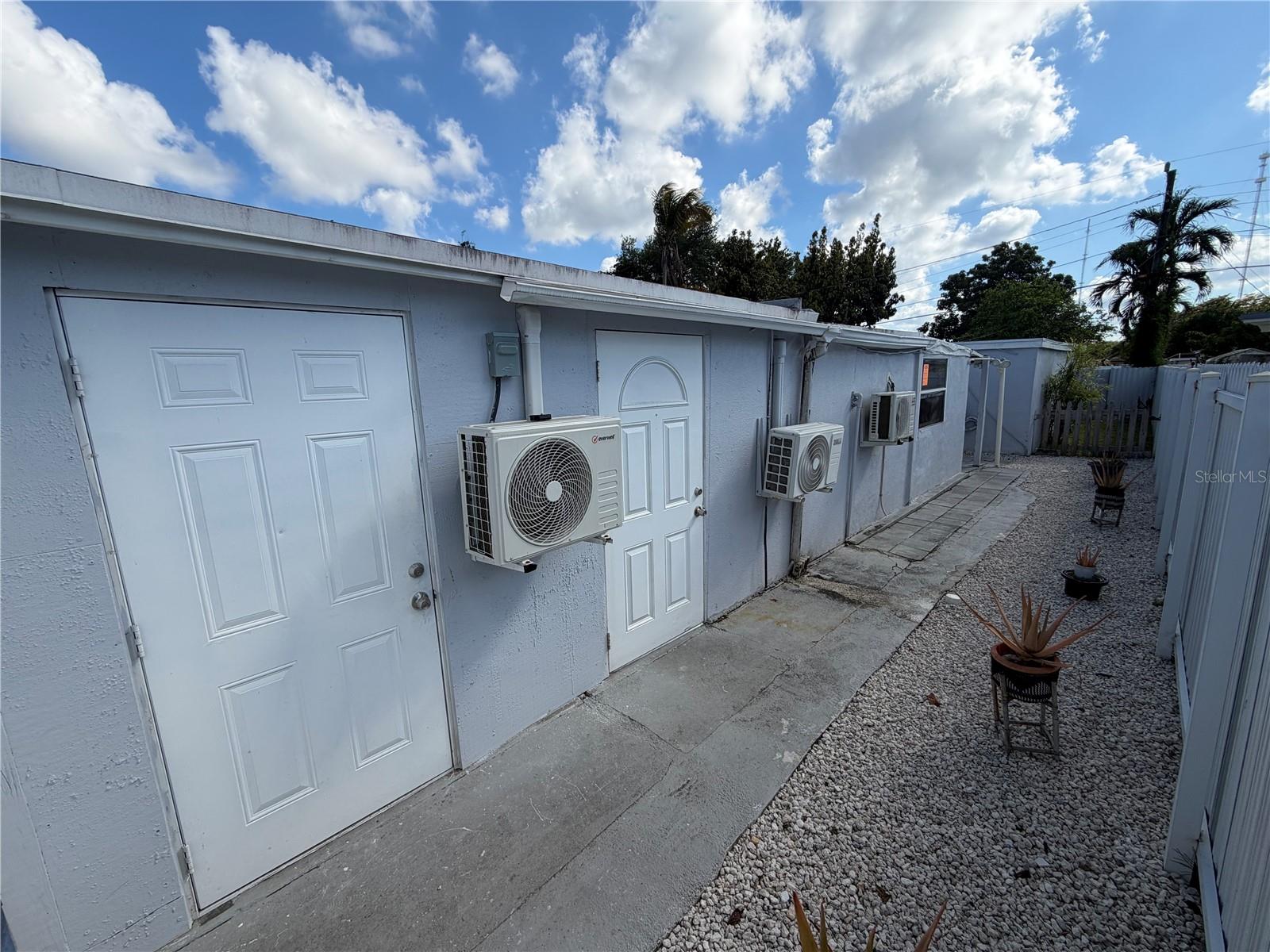 126 MIAMI GARDENS RD, WEST PARK, FL, 33023