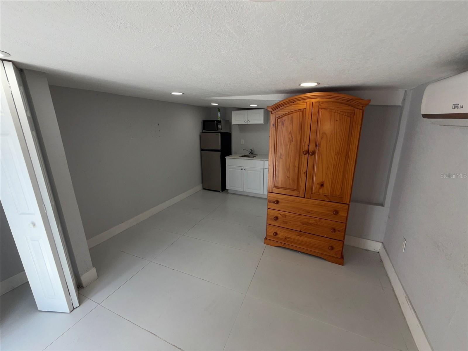 126 MIAMI GARDENS RD, WEST PARK, FL, 33023