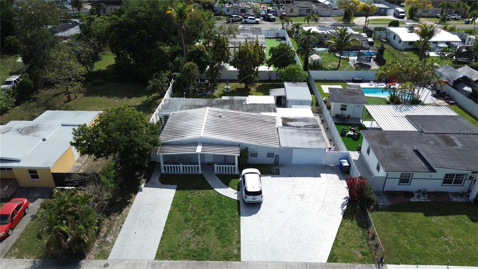 126 MIAMI GARDENS RD, WEST PARK, FL, 33023
