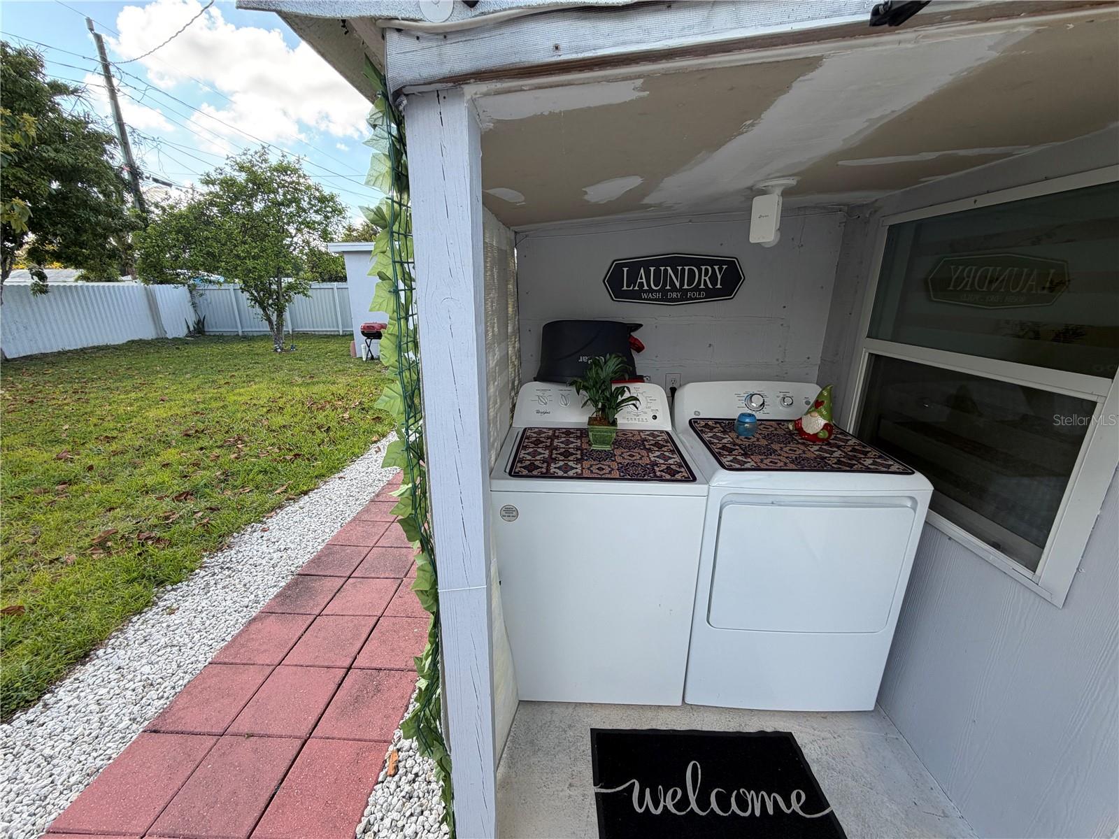 126 MIAMI GARDENS RD, WEST PARK, FL, 33023