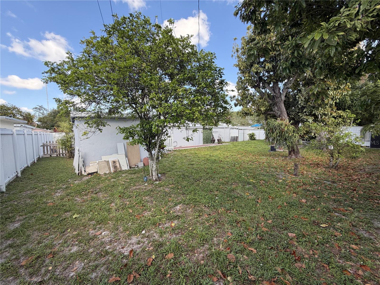 126 MIAMI GARDENS RD, WEST PARK, FL, 33023