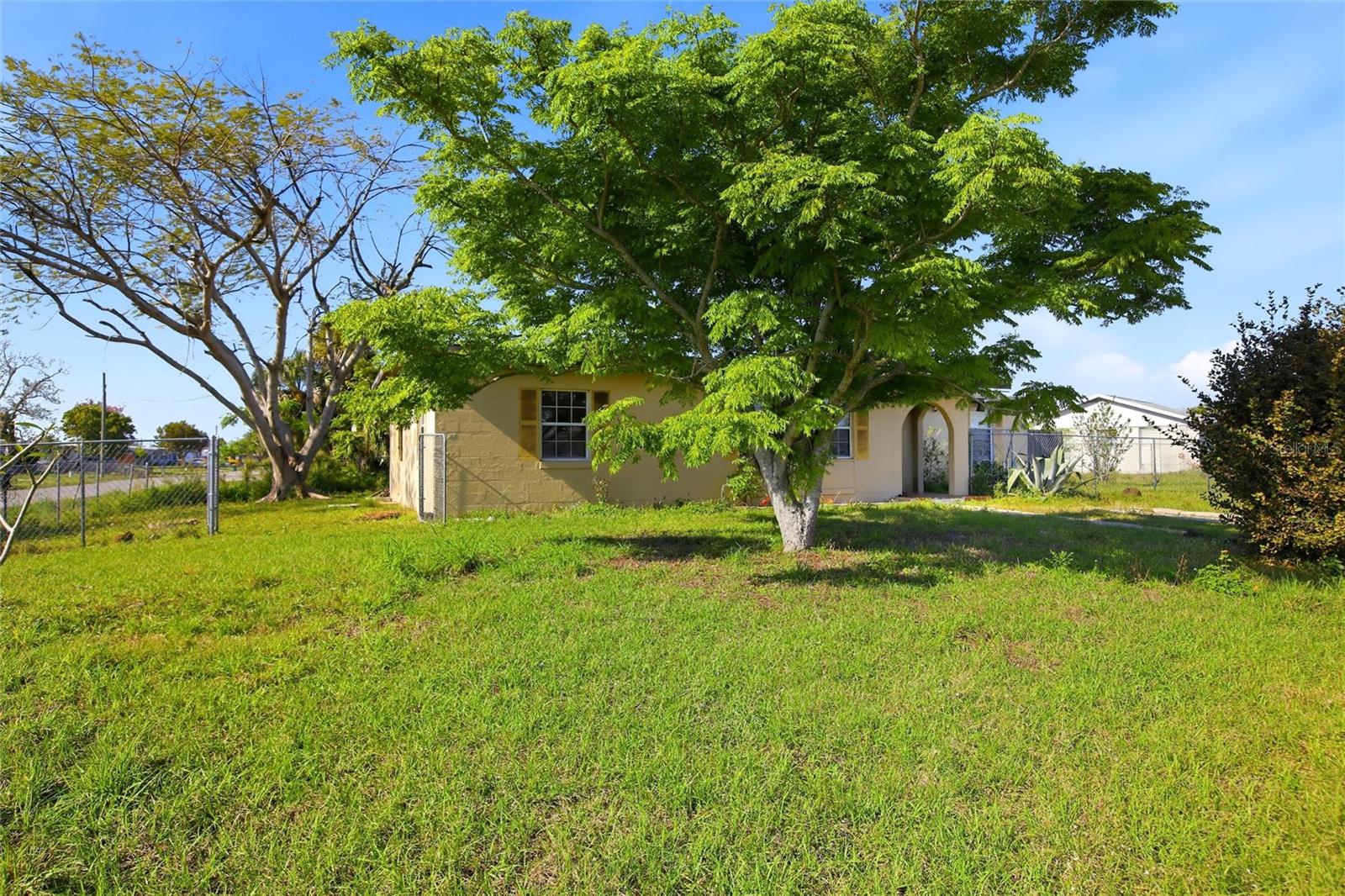 21585 OLEAN BLVD, PORT CHARLOTTE, FL, 33952