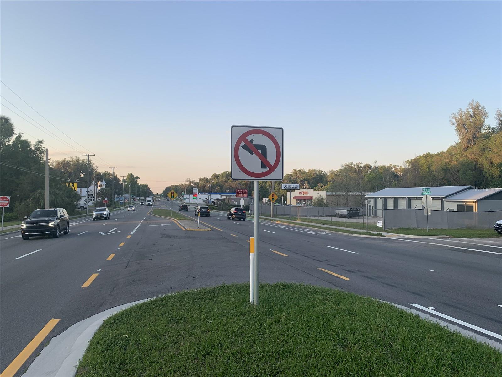 18111 N US HWY 301, CITRA, FL, 32113