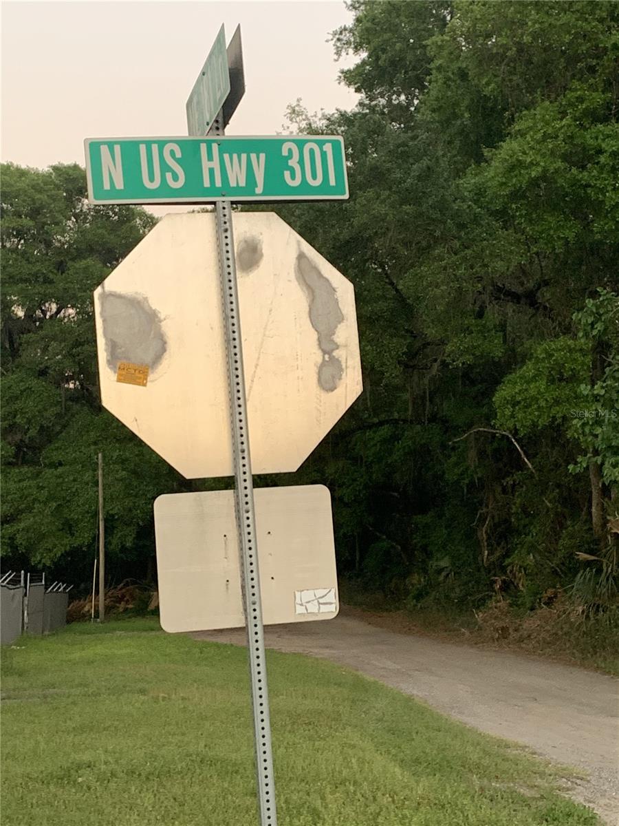 18111 N US HWY 301, CITRA, FL, 32113