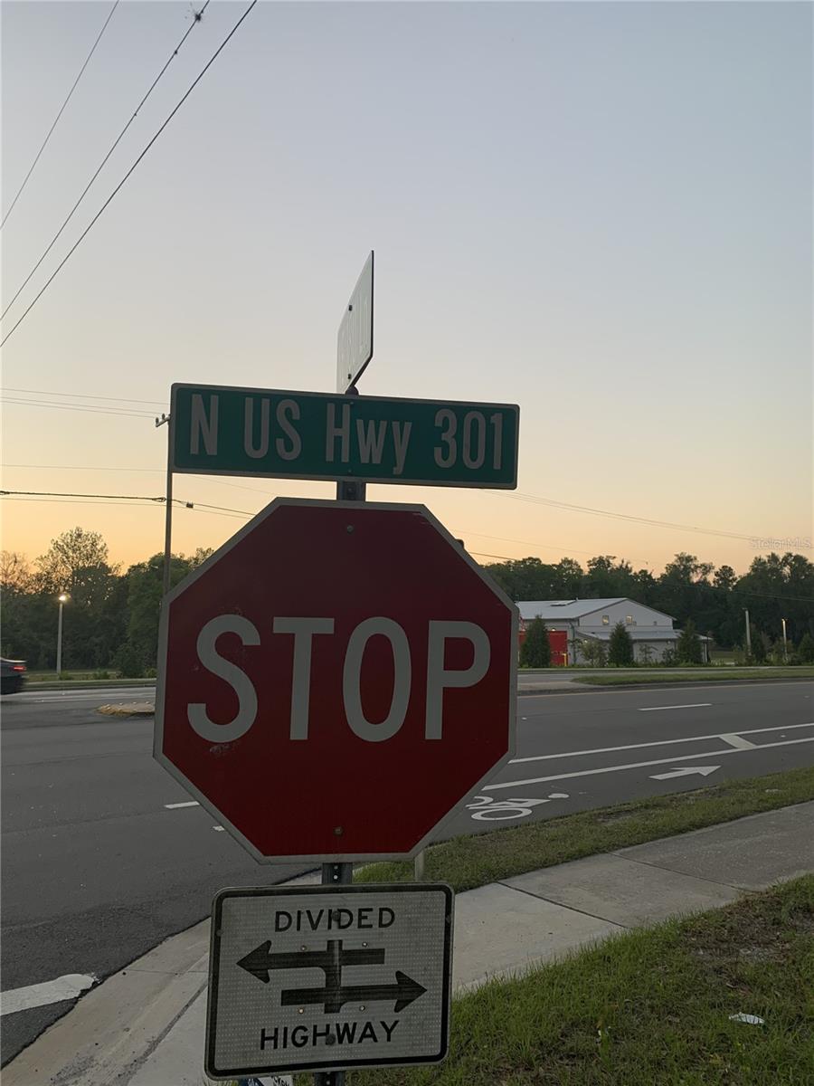 18111 N US HWY 301, CITRA, FL, 32113