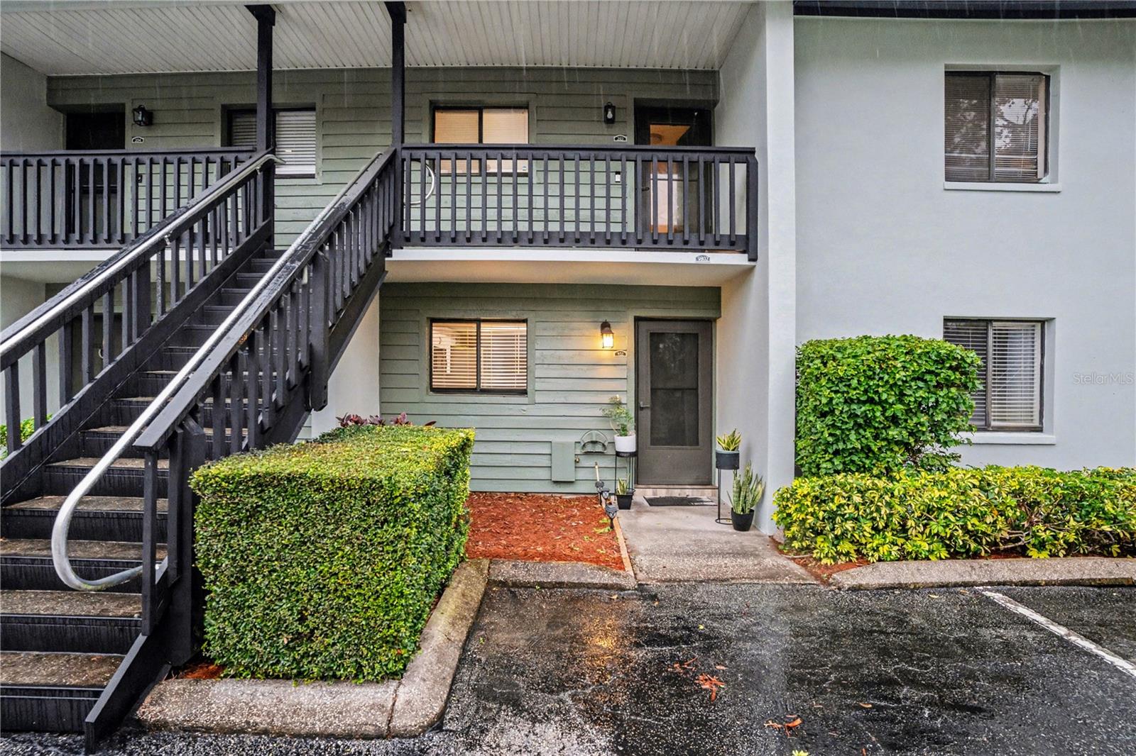 9802 LOMBARD CT #102, TAMPA, FL, 33618